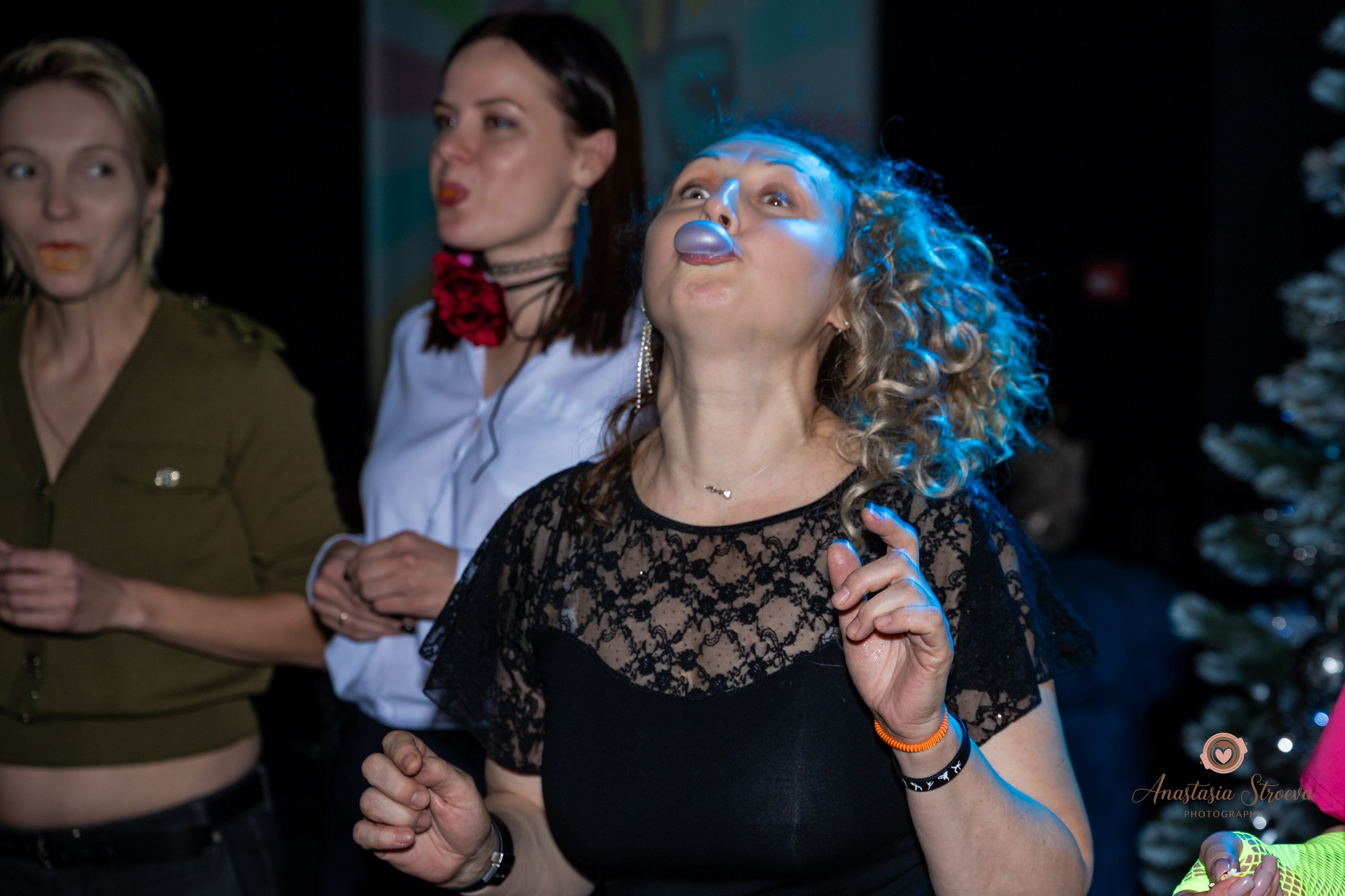 Танцевальное путешествие в 90е. Семейный и детский фотограф в Королеве, Москве и Московской области Строева Анастасия