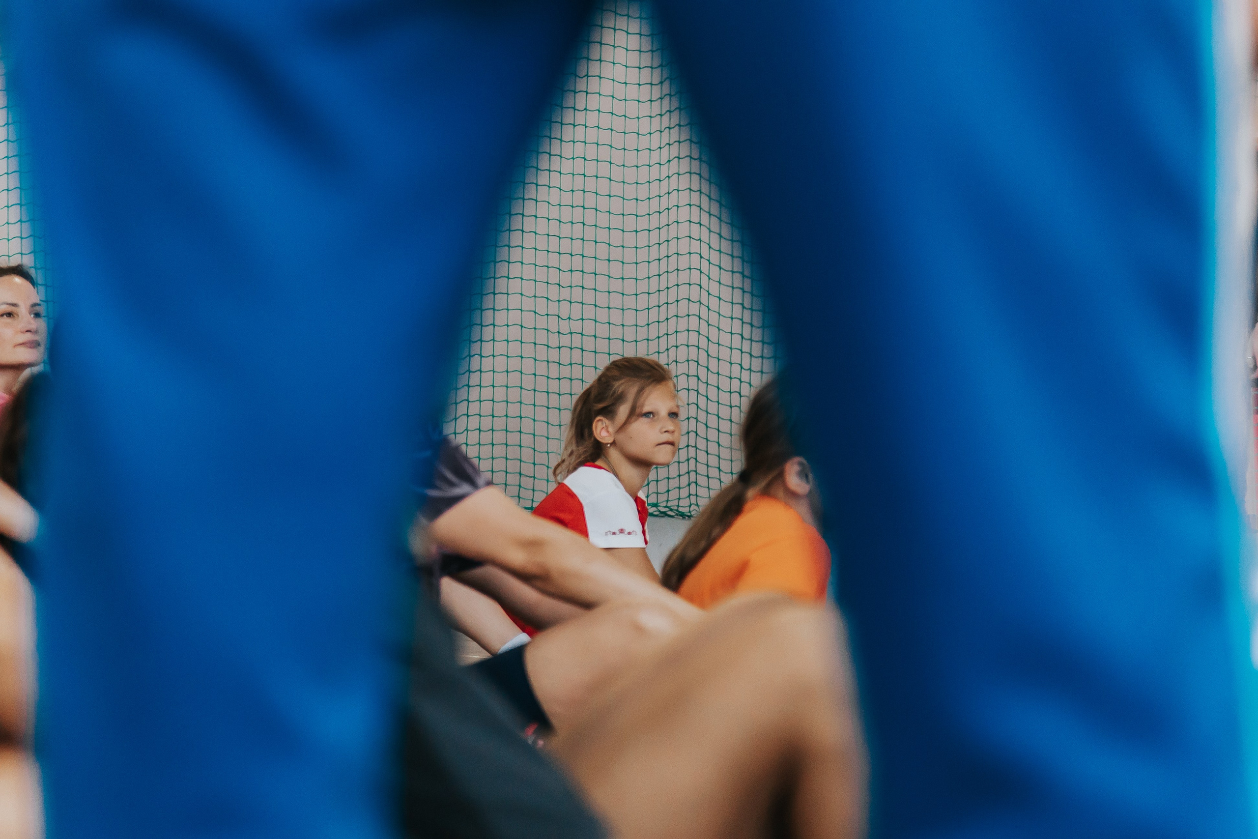 Репортажная спортивная съемка г. Королев стадион Металлист «папа, мама, я — спортивная семья». Юлия Егорова | Свадебный фотограф, семейный фотограф Москва, МО • Портреты • репортажи • день рождения • Love Story • дети