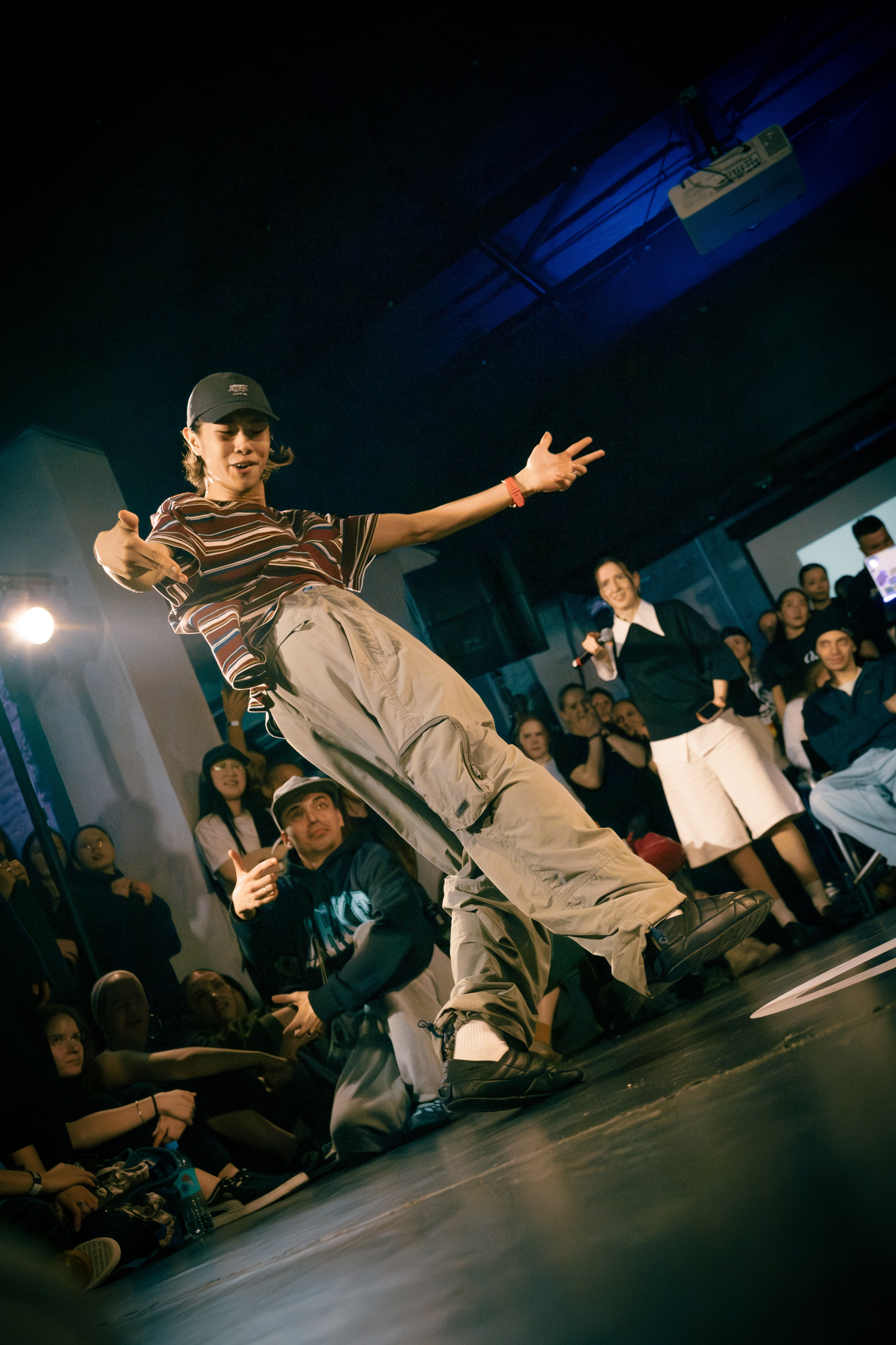 ODD BATTLE 04/05 (@youlovebu). Соня бу тебя сфоткала