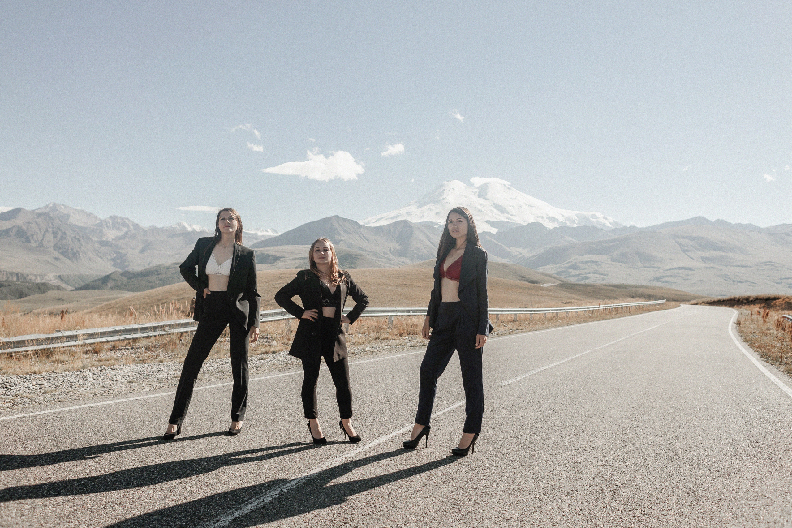 Карачаево — Черкессия. Свадебный фотограф в Астрахани. Фототуры по Астрахани и в горы Кавказа