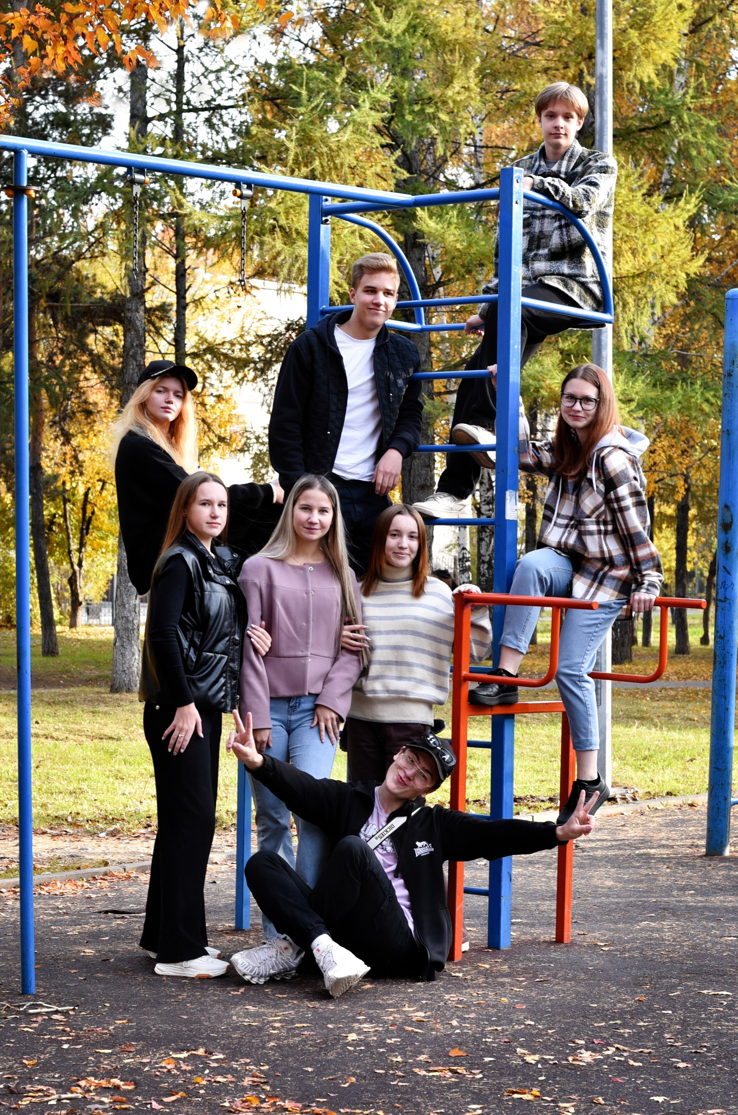 ФОТОСЕССИЯ В ПАРКЕ осень. Школьный фотограф ЛАРИСА МАТВЕЕНКО