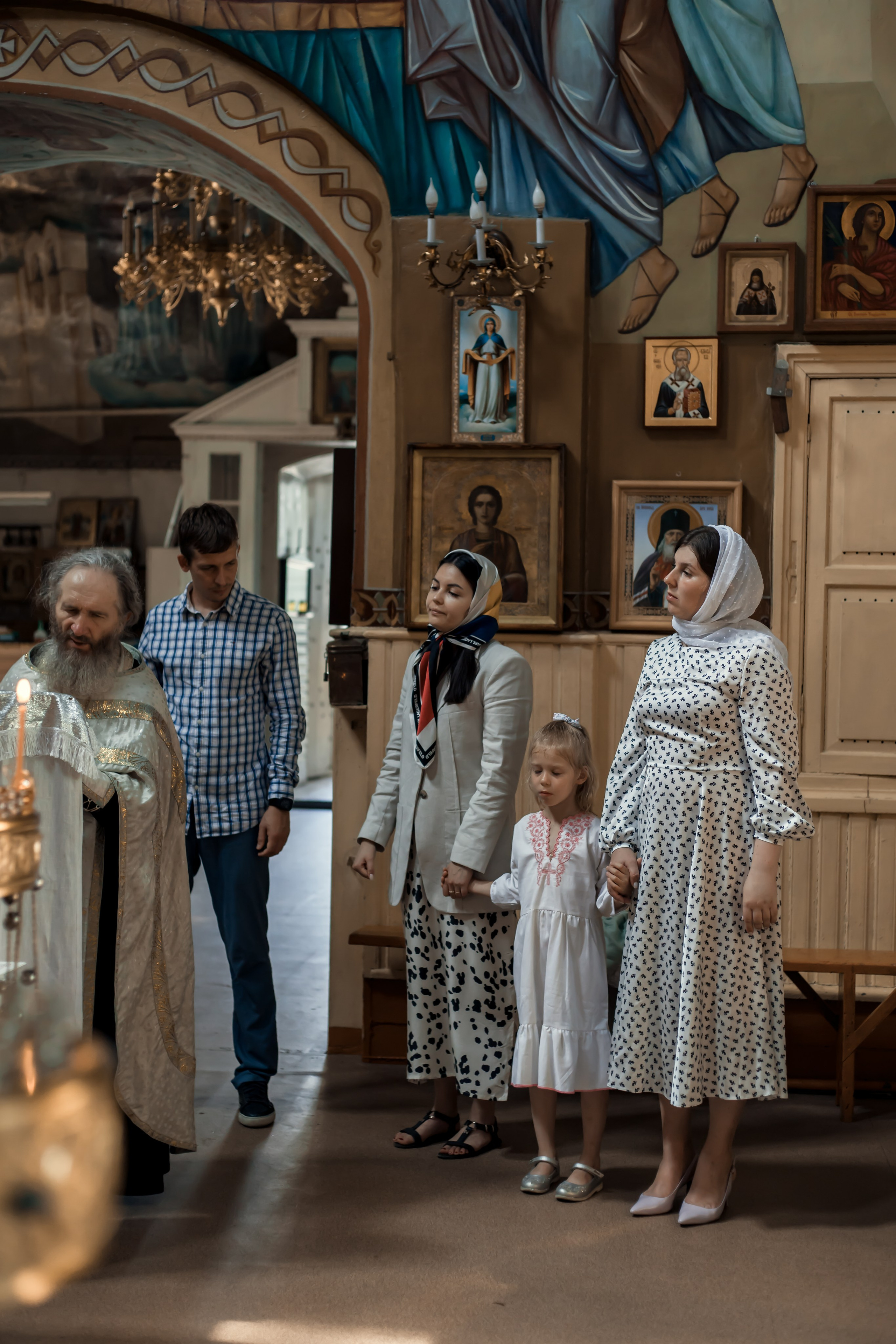 Крещение Варвары. Фотограф на крещении и венчании Елена Плинер, Псков и Псковская область