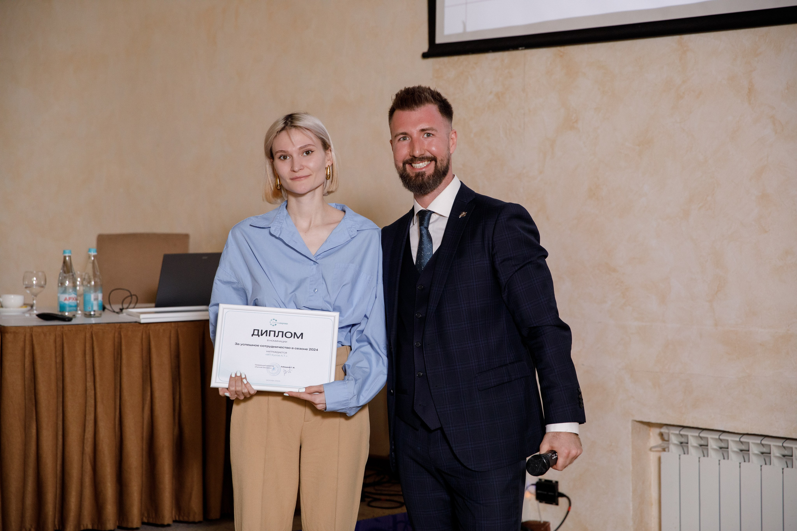 Конференция «Русский экспресс». Фотограф во Владикавказе Юрий Геворгизов