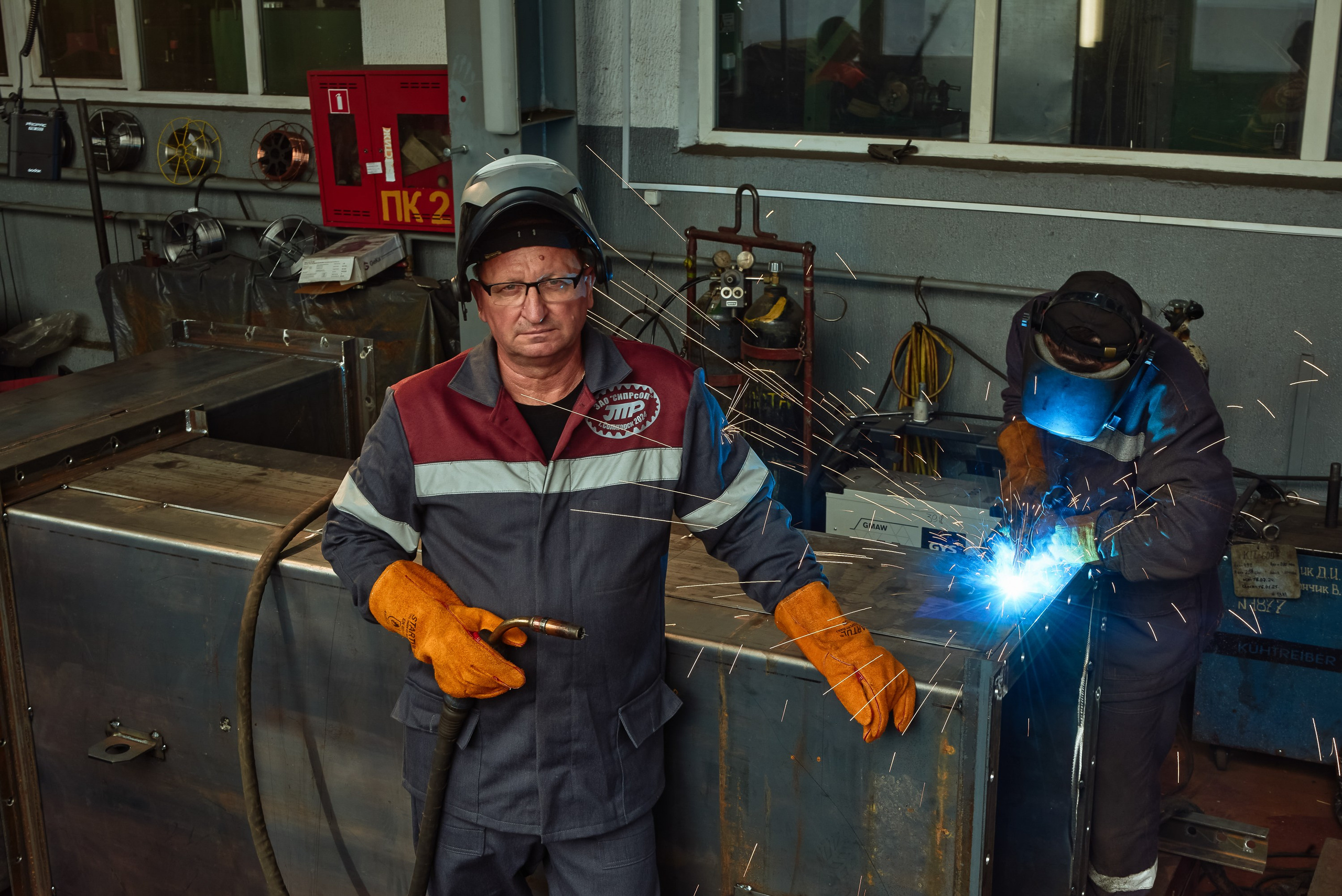 Портрет специалиста на рабочем месте. Фотограф Олег Юршевич Солигорск Минск