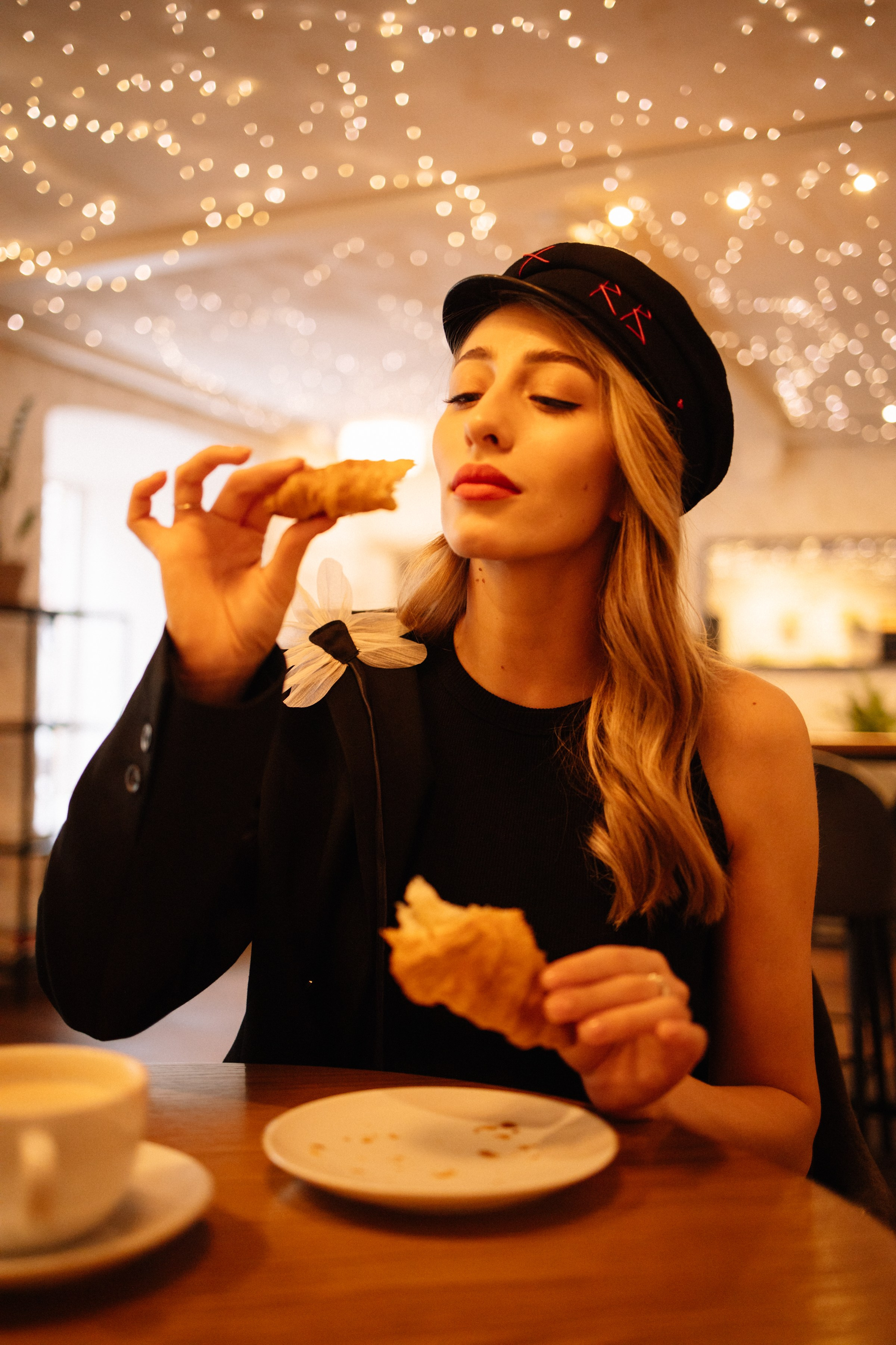 Роксана в «Cup coffee». Фотограф в Выборге и Санкт-Петербурге Маша Гуляева