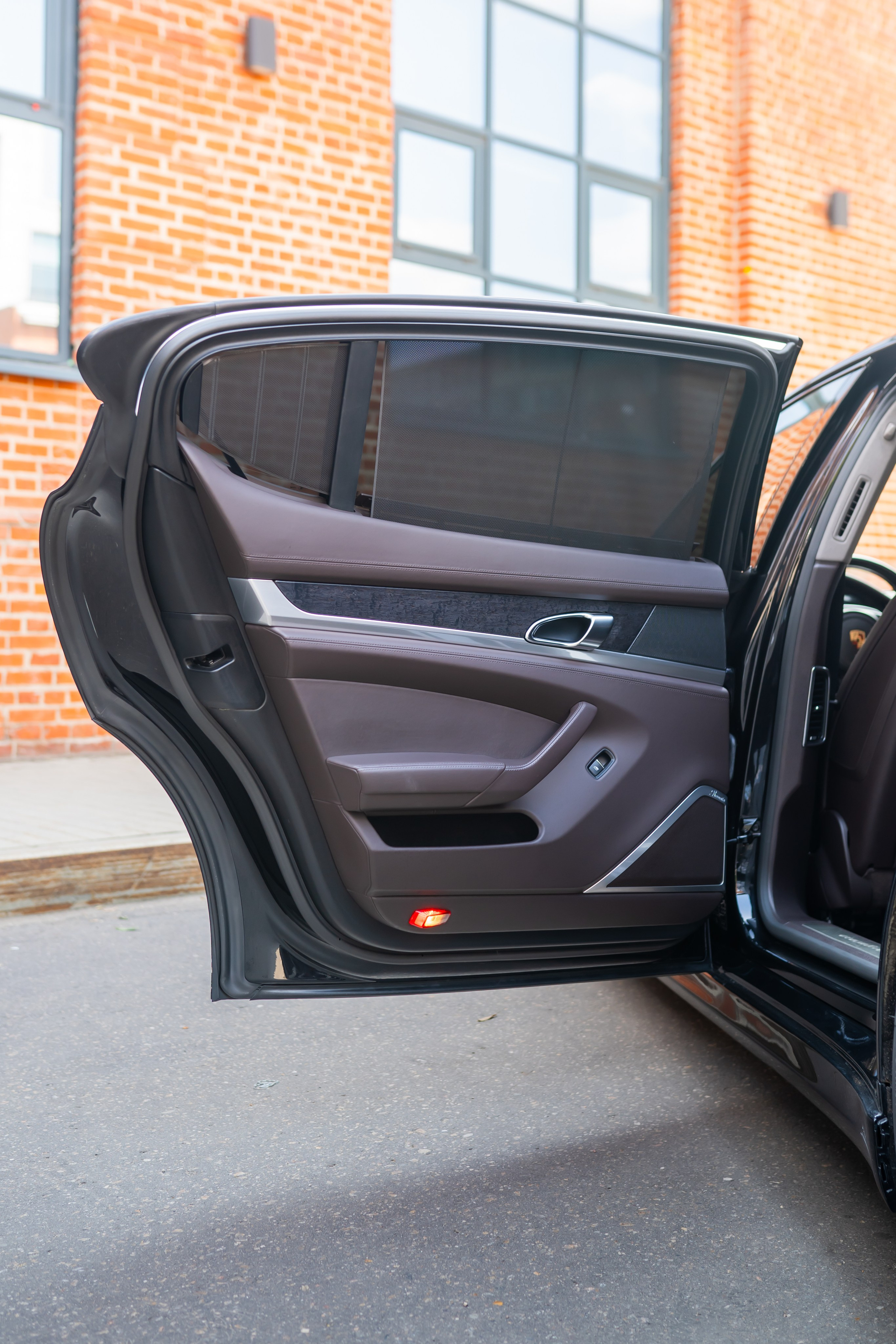 Porsche Panamera. Mirllaev