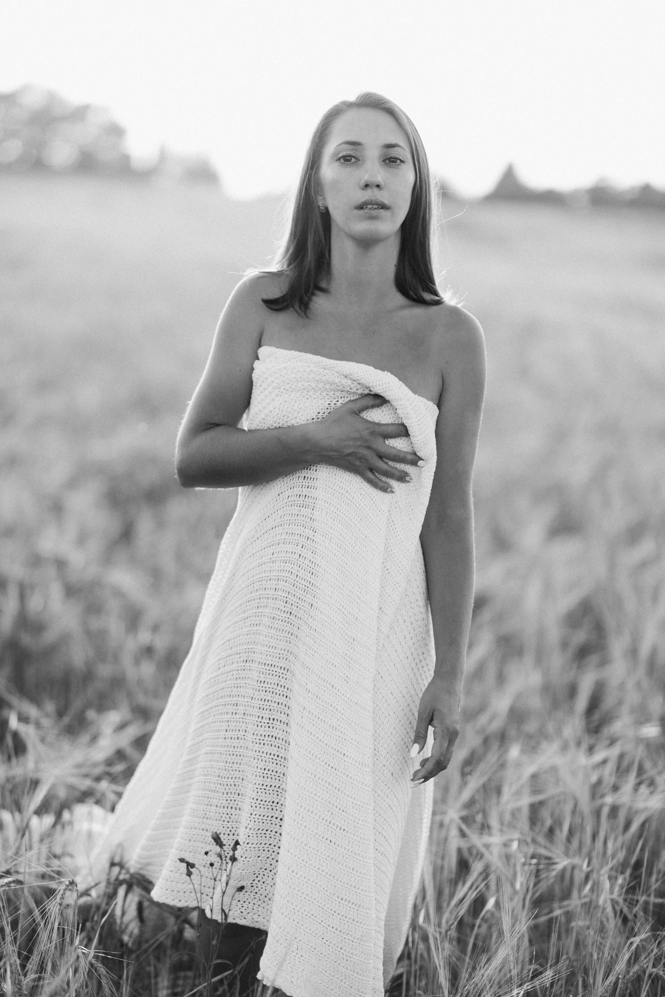 Фотосессия в поле. Лена Крутова. Фотограф в Москве
