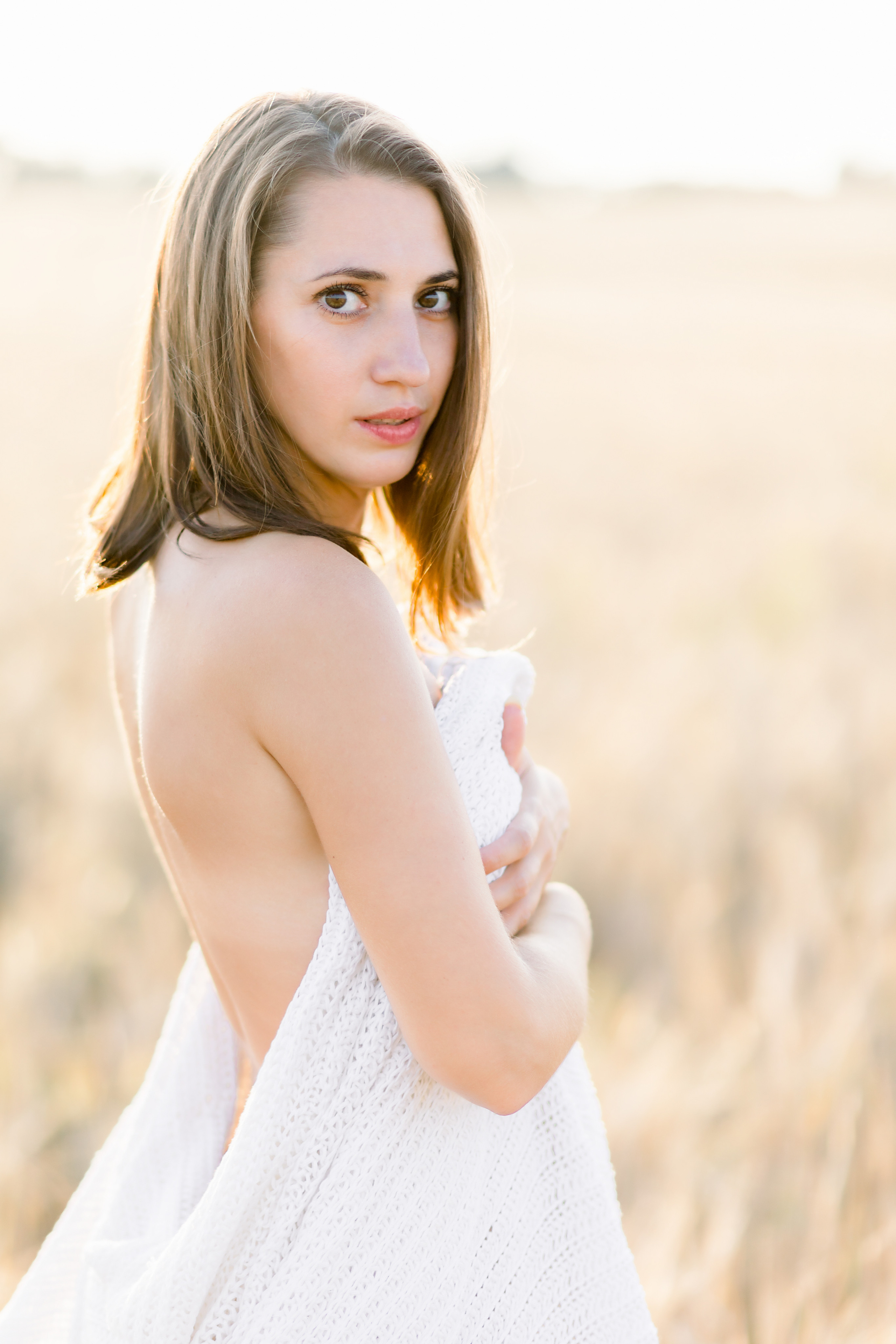 Фотосессия в поле. Лена Крутова. Фотограф в Москве