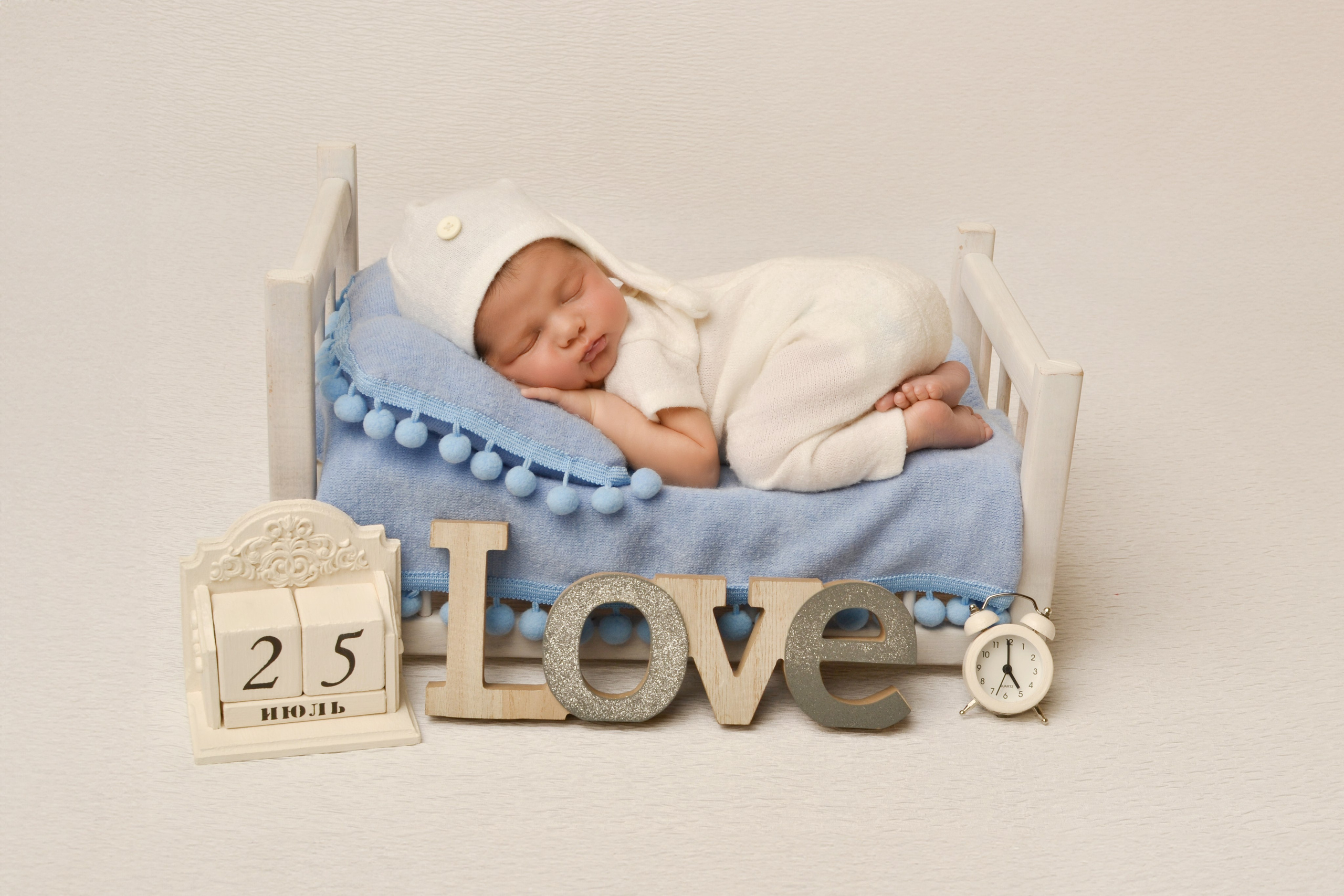 NEWBORN. Professional Worldwide Retoucher Retouch.Allusory
