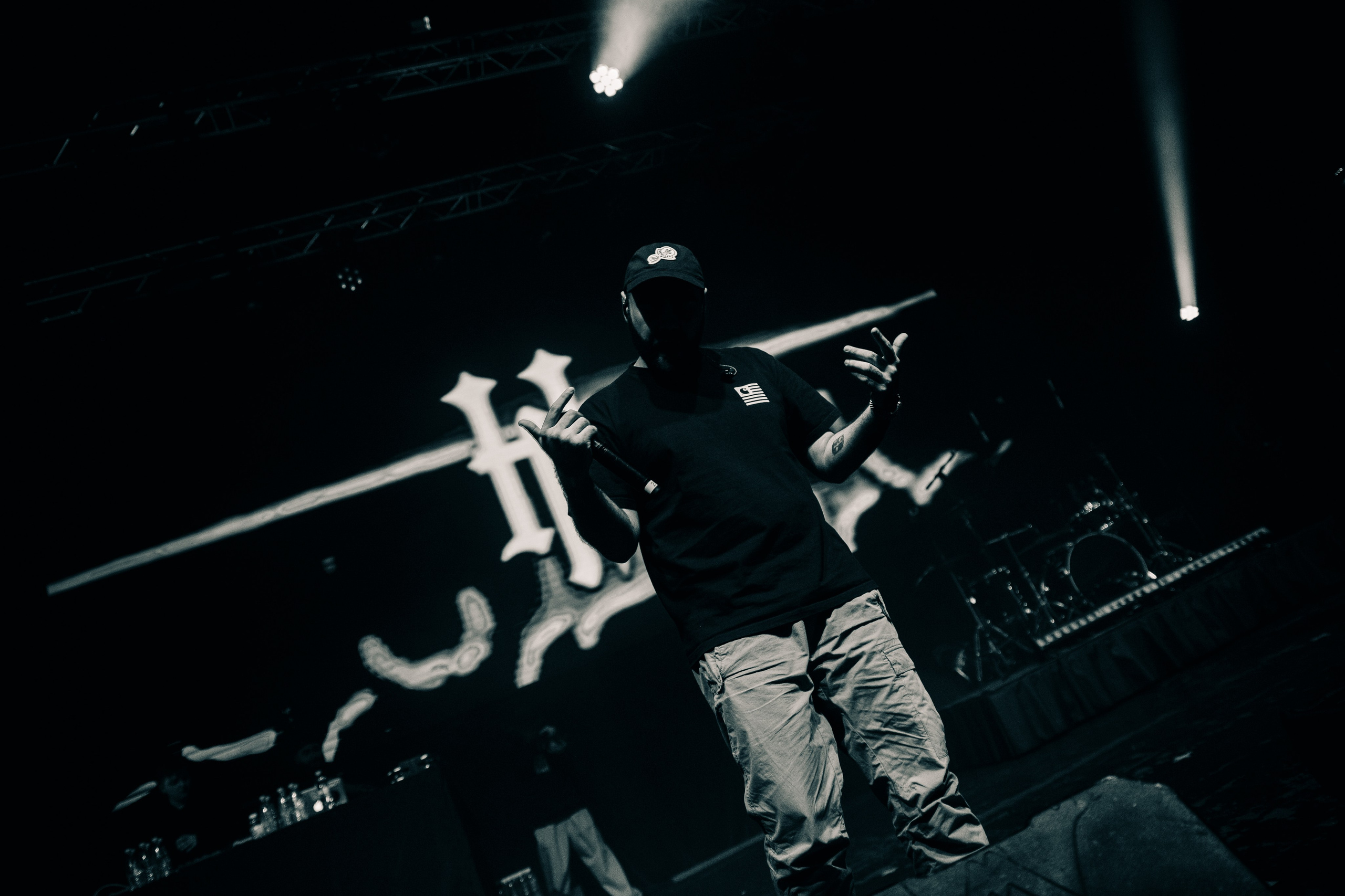 JEEMBO | TVETH. PASHAHARCE PHOTOGRAPHER & VIDEOGRAPHER