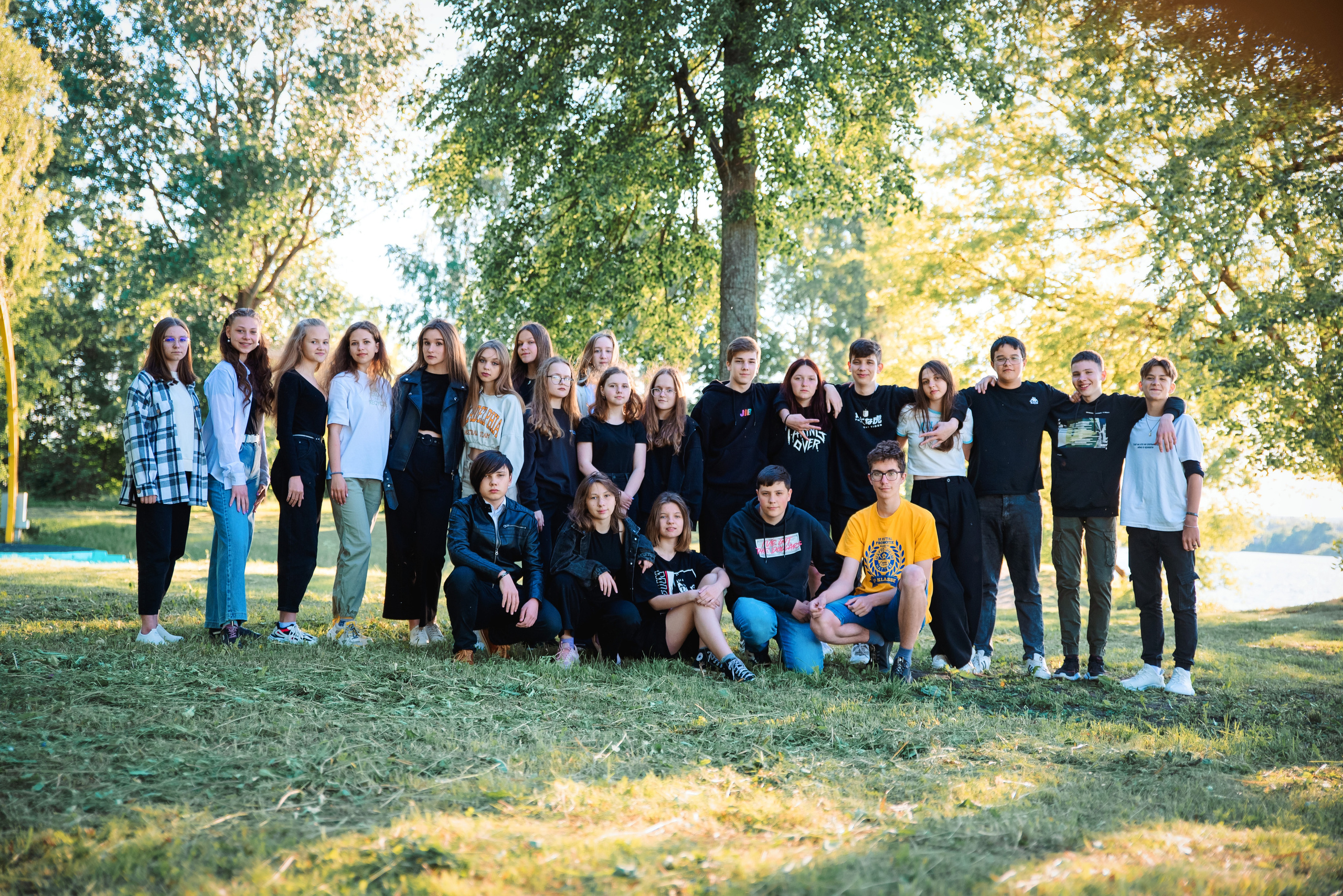 Выпускники 9 «Б» 2022 г. Фото на документы Лепель, печать на холсте Лепель, печать фото Лепель