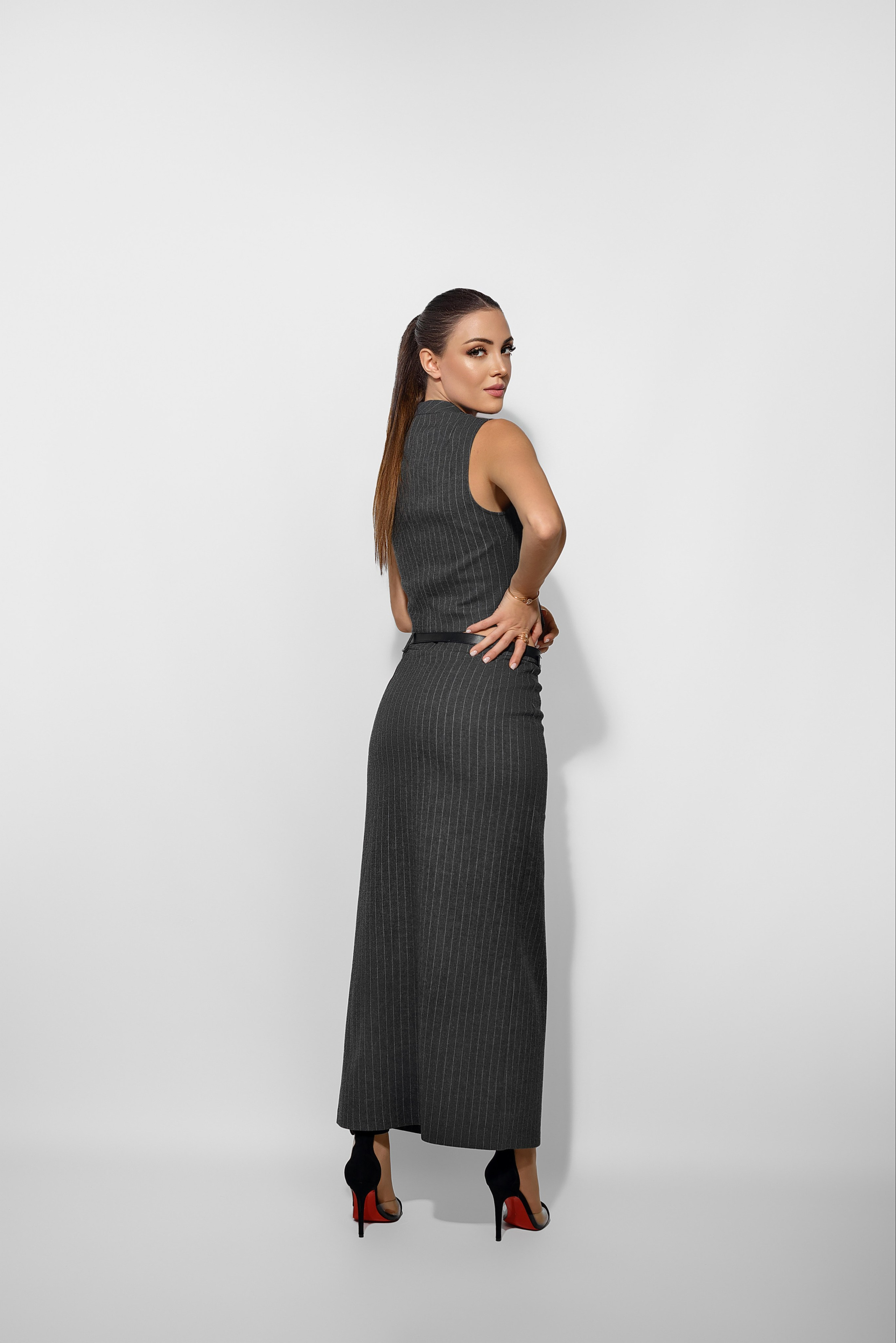 Женский портрет. Фотограф беременности и новорожденных в Рязани