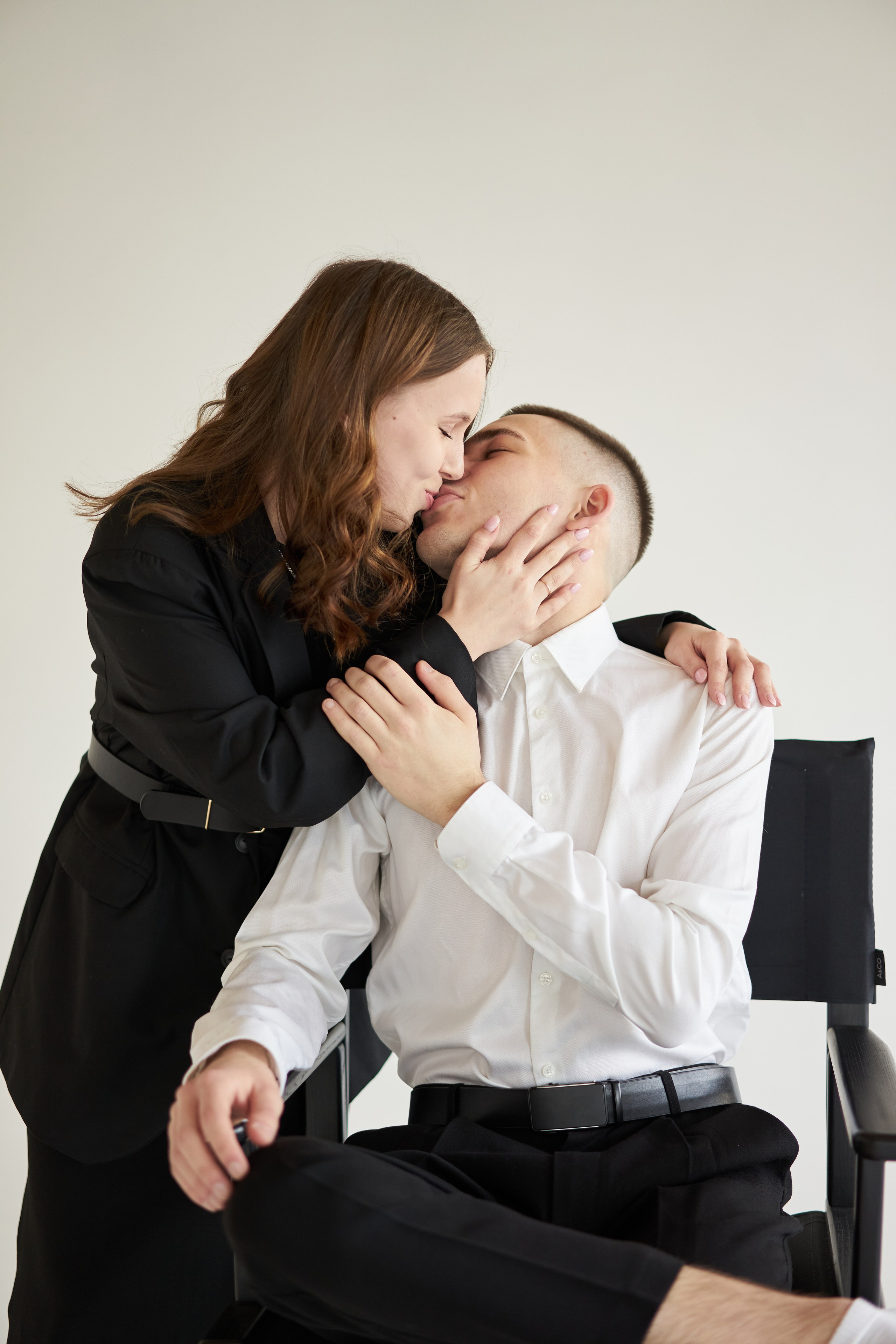 Влюбленные фотосессия в студии. Фотограф Екатеринбург Кокшарова Александра