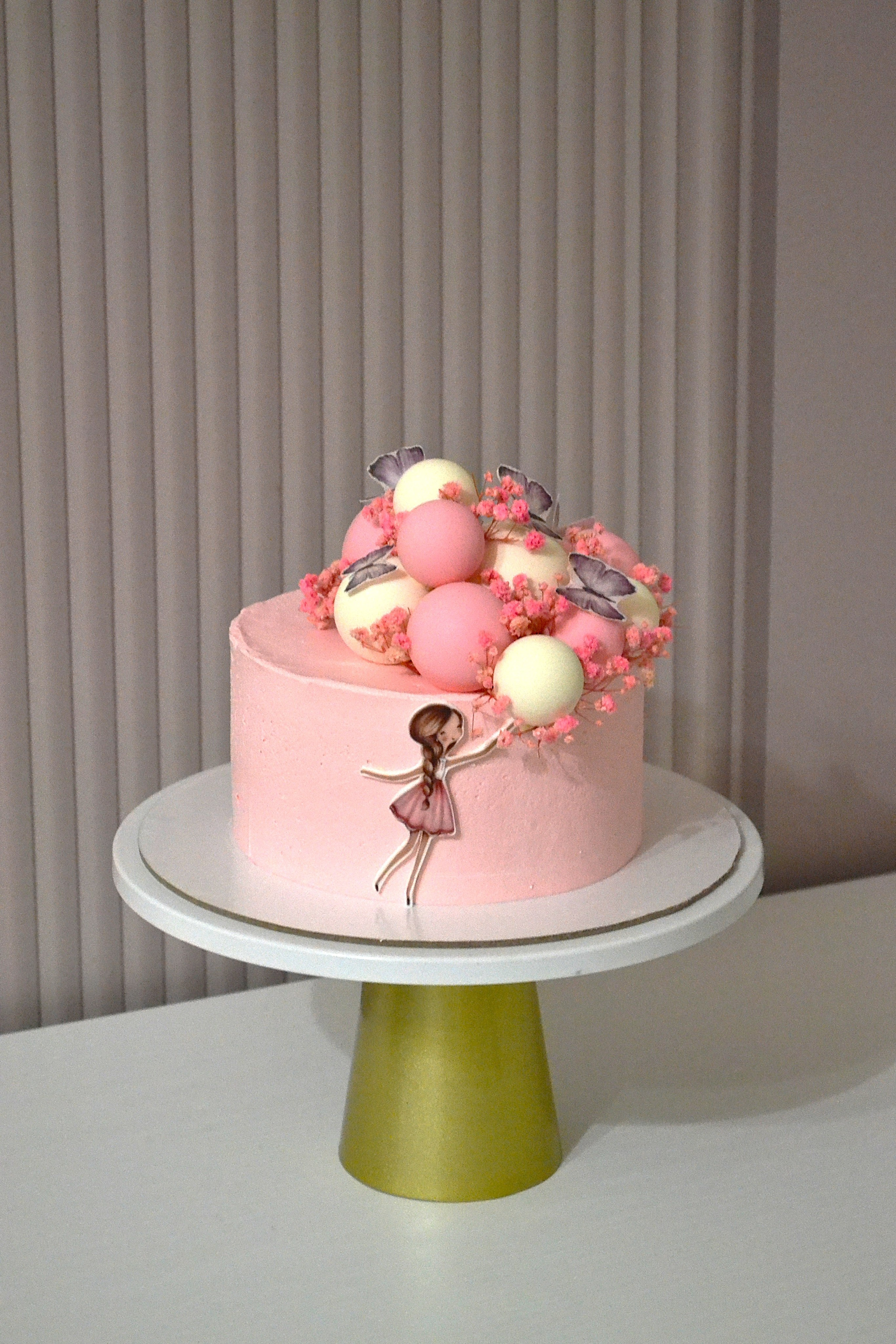 Торты на праздники. Кондитерская. Торты и десерты на заказ в Москве и области, город Химки