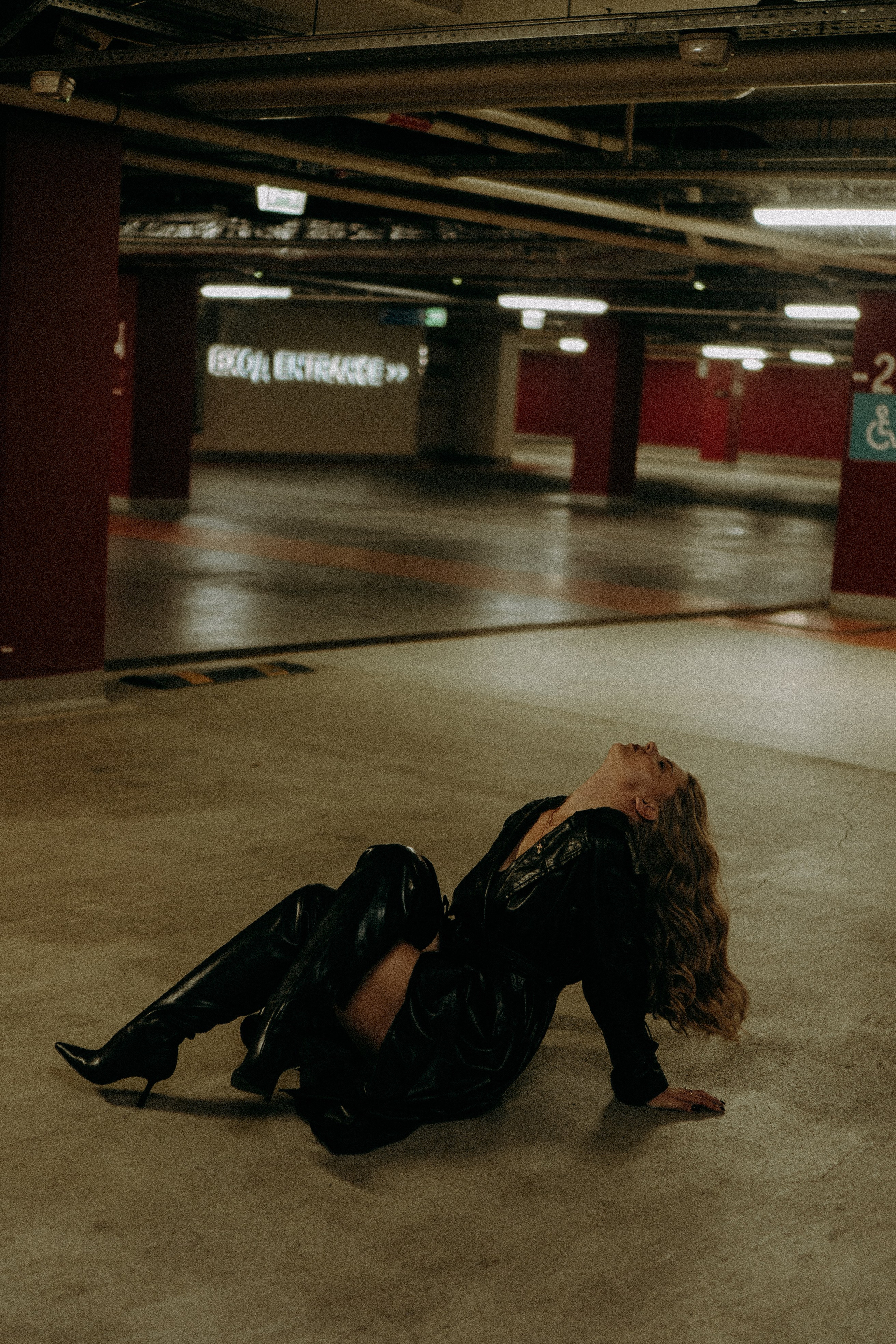 НА ПАРКОВКЕ. Профессиональный фотограф, Санкт-Петербург — Виктория Богомолова