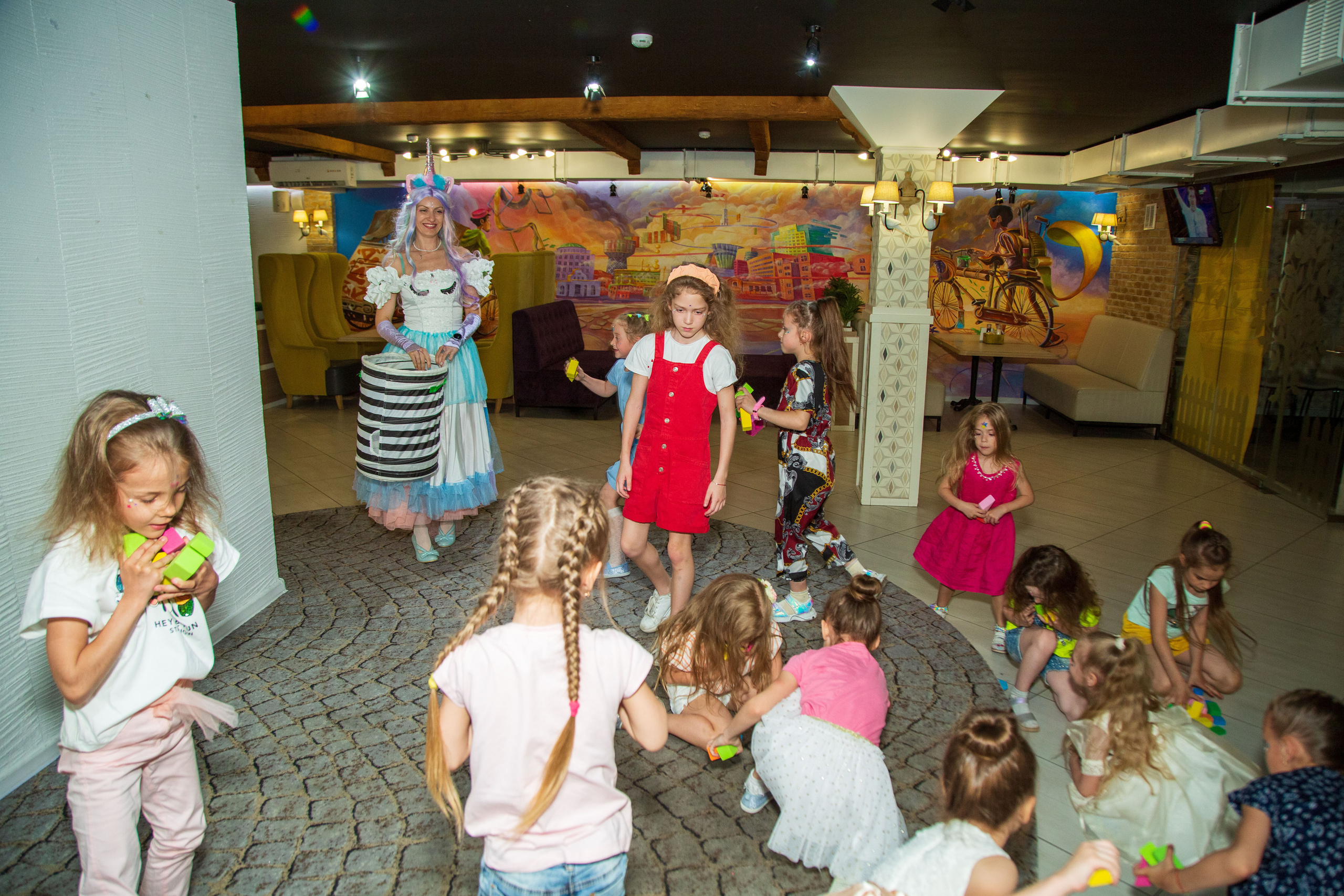 Детский день рожденья в Геркулес. Свадебный, семейный и детский фотограф в Калининграде Елена Кравцова