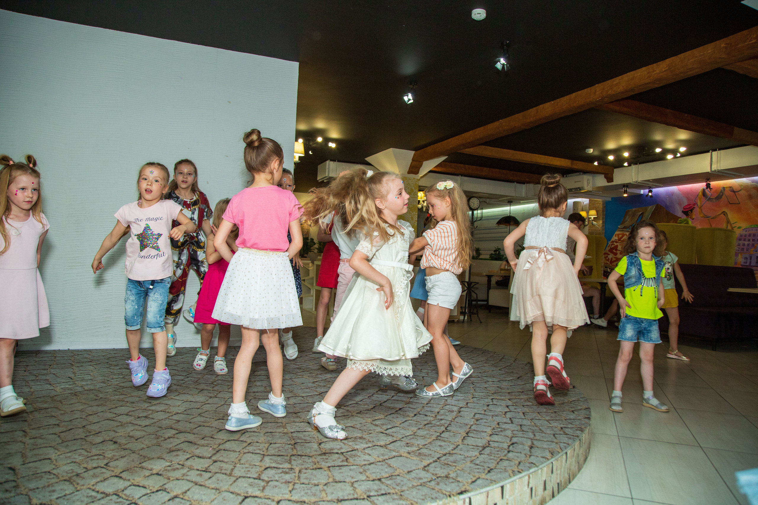 Детский день рожденья в Геркулес. Свадебный, семейный и детский фотограф в Калининграде Елена Кравцова