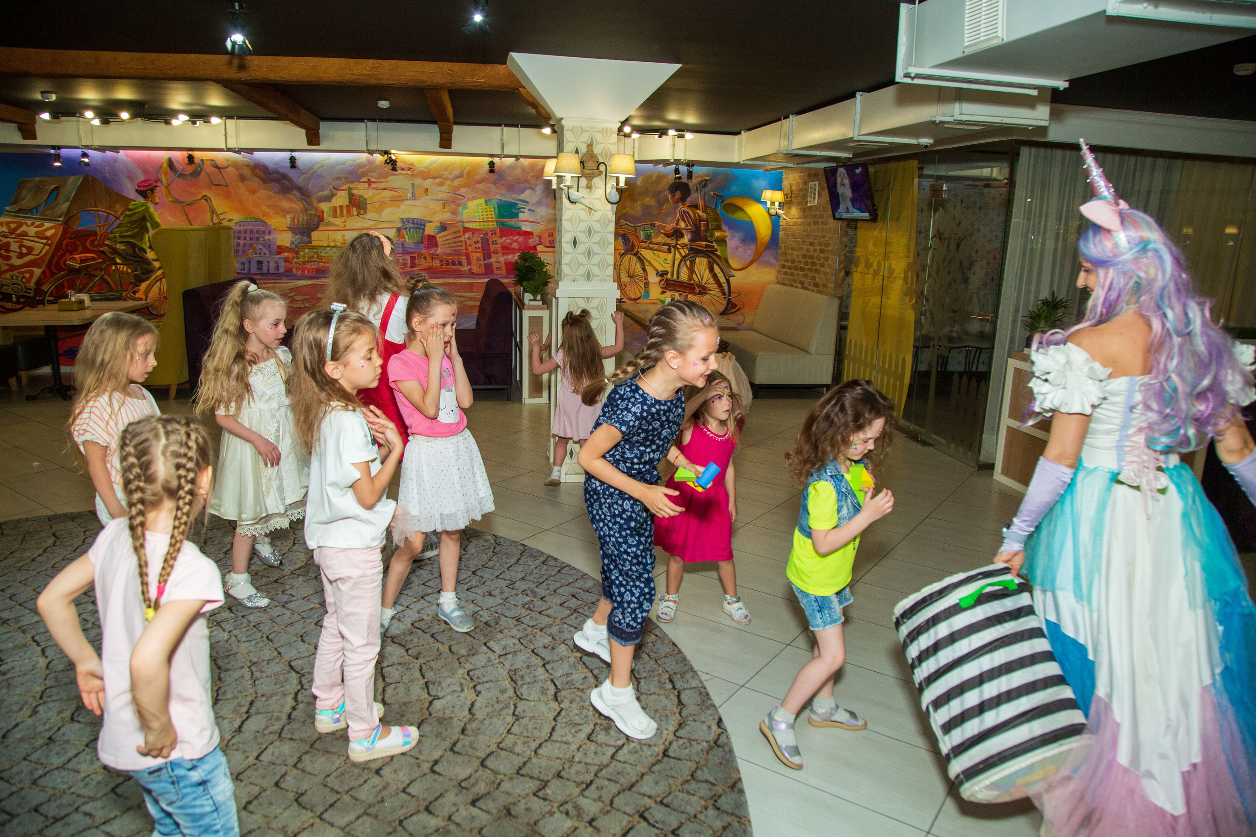 Детский день рожденья в Геркулес. Свадебный, семейный и детский фотограф в Калининграде Елена Кравцова