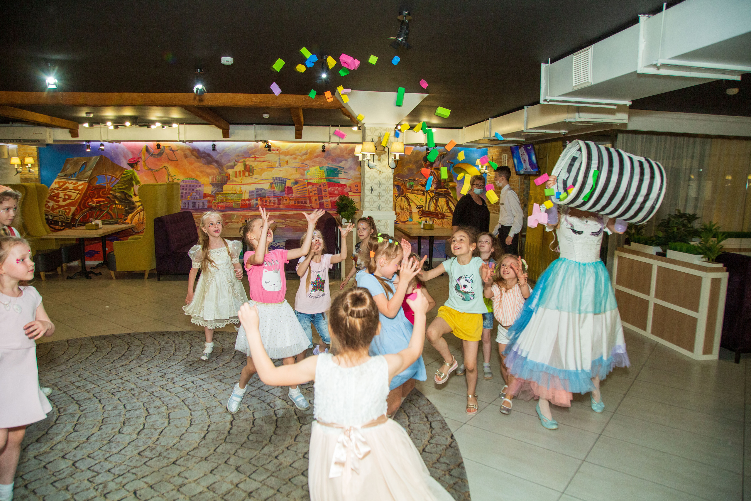 Детский день рожденья в Геркулес. Свадебный, семейный и детский фотограф в Калининграде Елена Кравцова