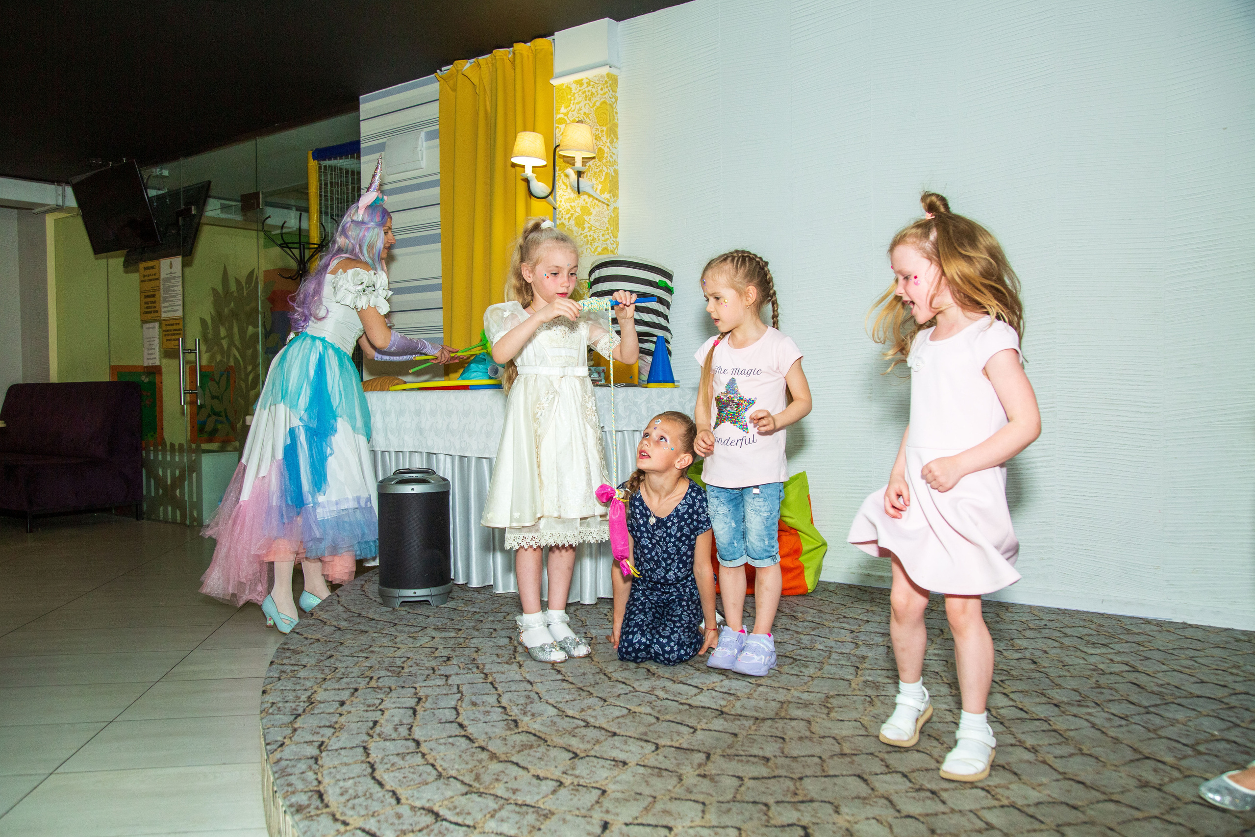 Детский день рожденья в Геркулес. Свадебный, семейный и детский фотограф в Калининграде Елена Кравцова