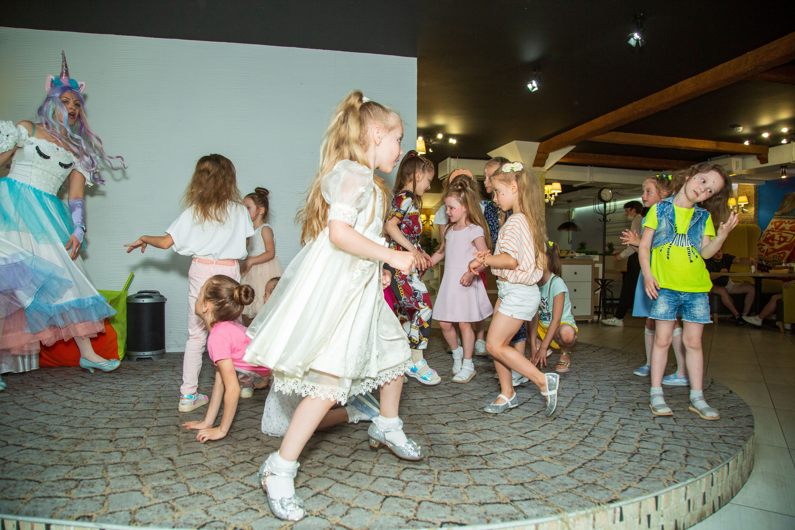 Детский день рожденья в Геркулес. Свадебный, семейный и детский фотограф в Калининграде Елена Кравцова