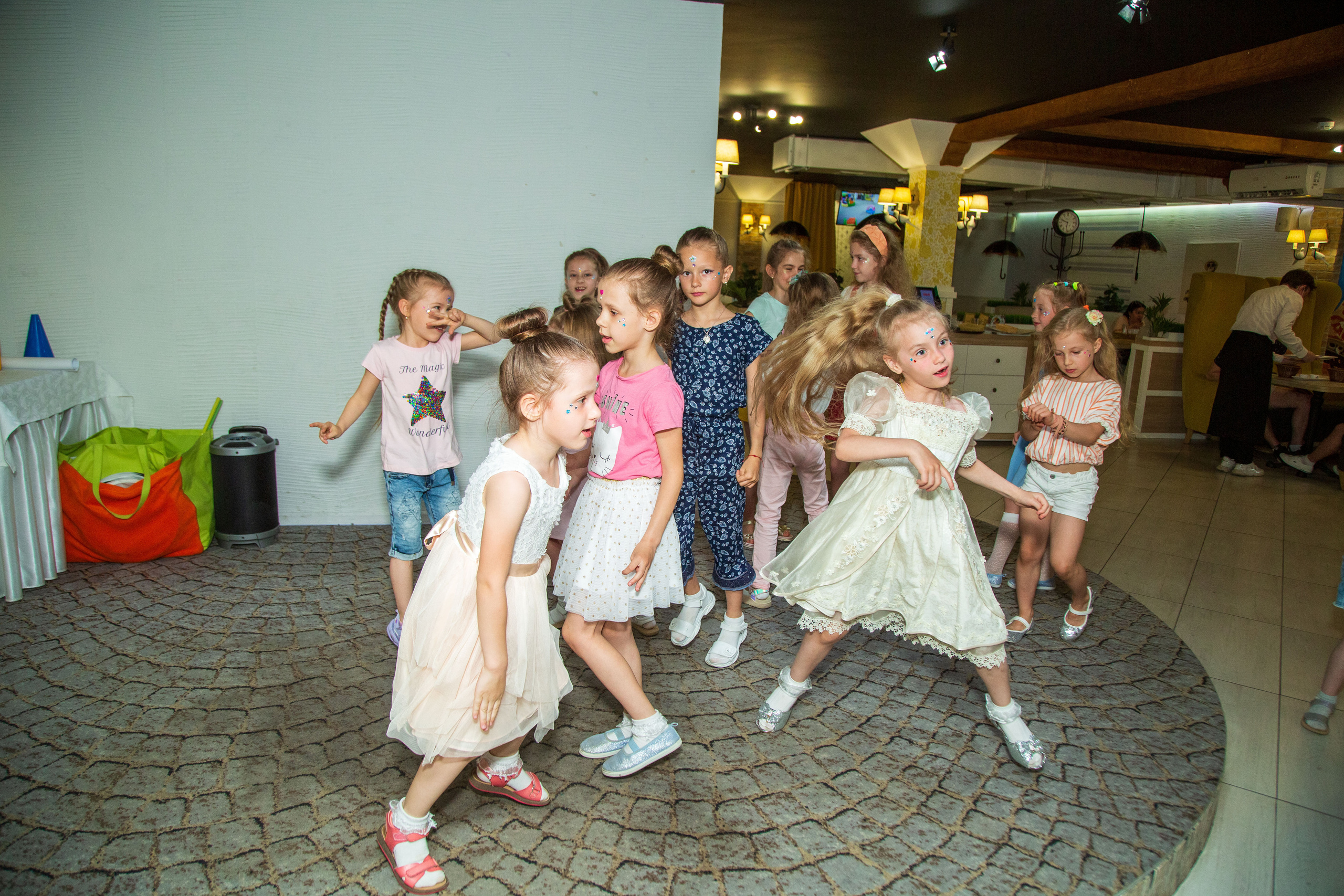 Детский день рожденья в Геркулес. Свадебный, семейный и детский фотограф в Калининграде Елена Кравцова