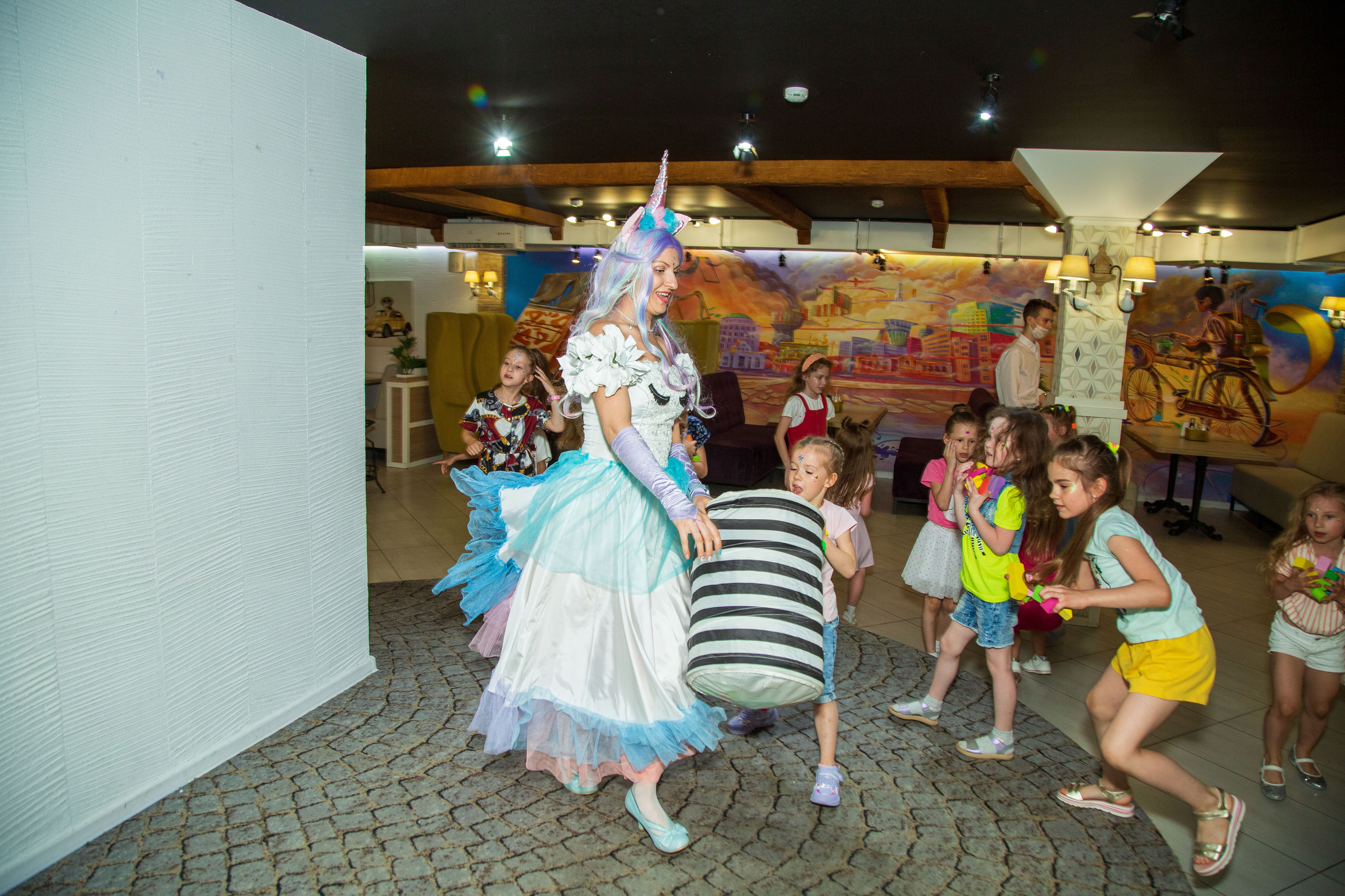 Детский день рожденья в Геркулес. Свадебный, семейный и детский фотограф в Калининграде Елена Кравцова