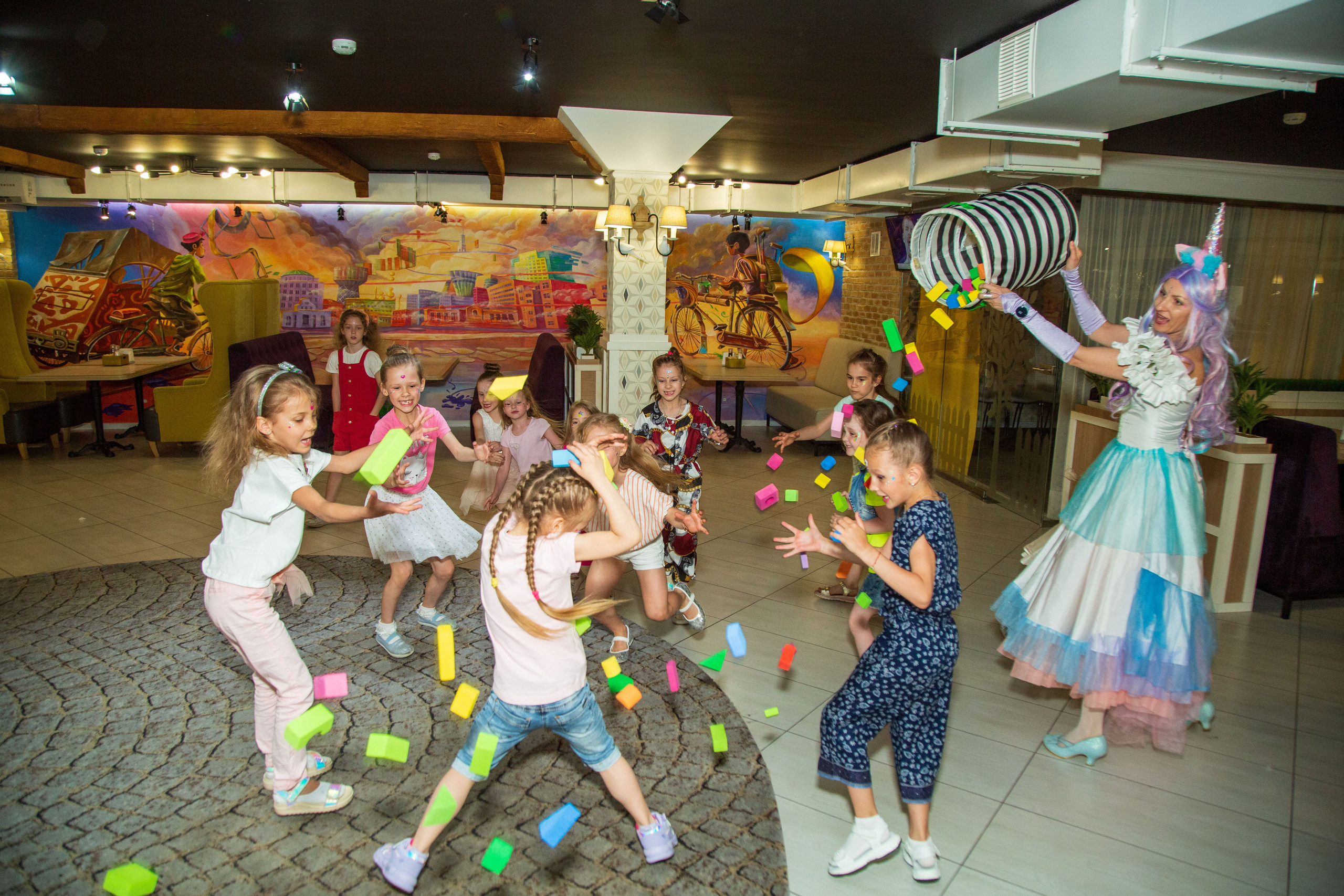 Детский день рожденья в Геркулес. Свадебный, семейный и детский фотограф в Калининграде Елена Кравцова