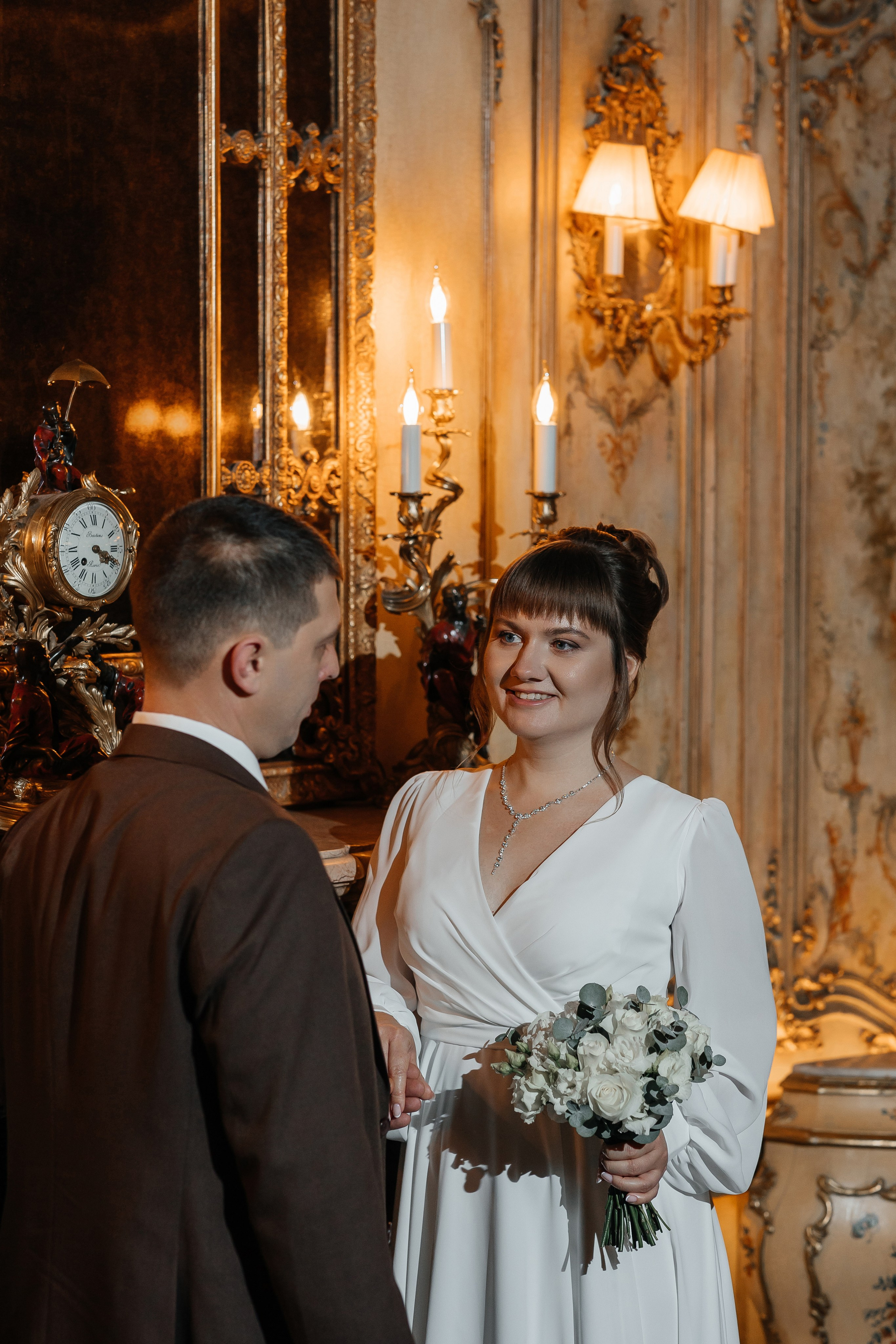 Свадебная фотосессия в ресторане Турандот. Свадебный фотограф в Москве Дарья Олендарёва