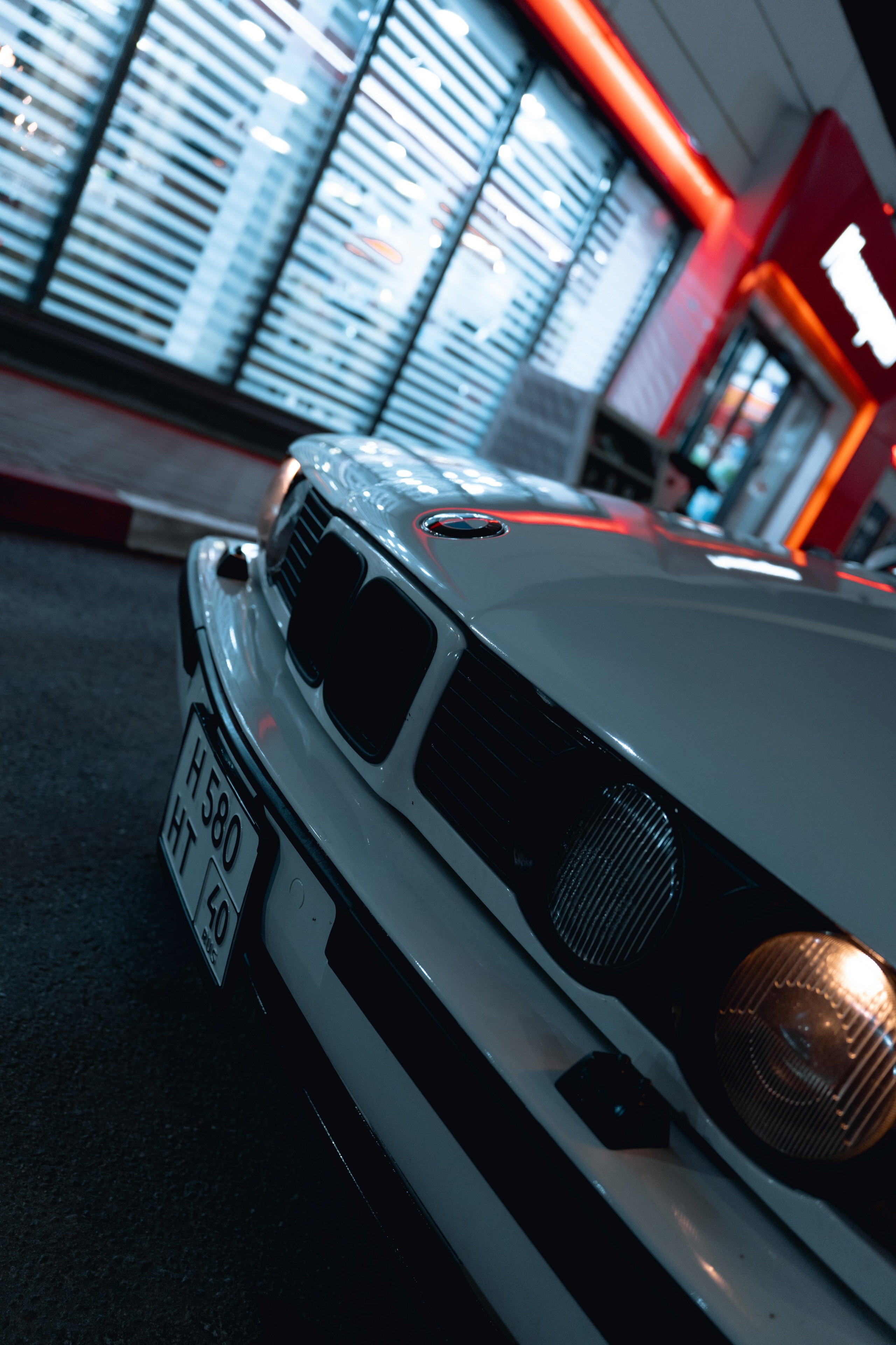 Фотографии Никиты и его BMW E34