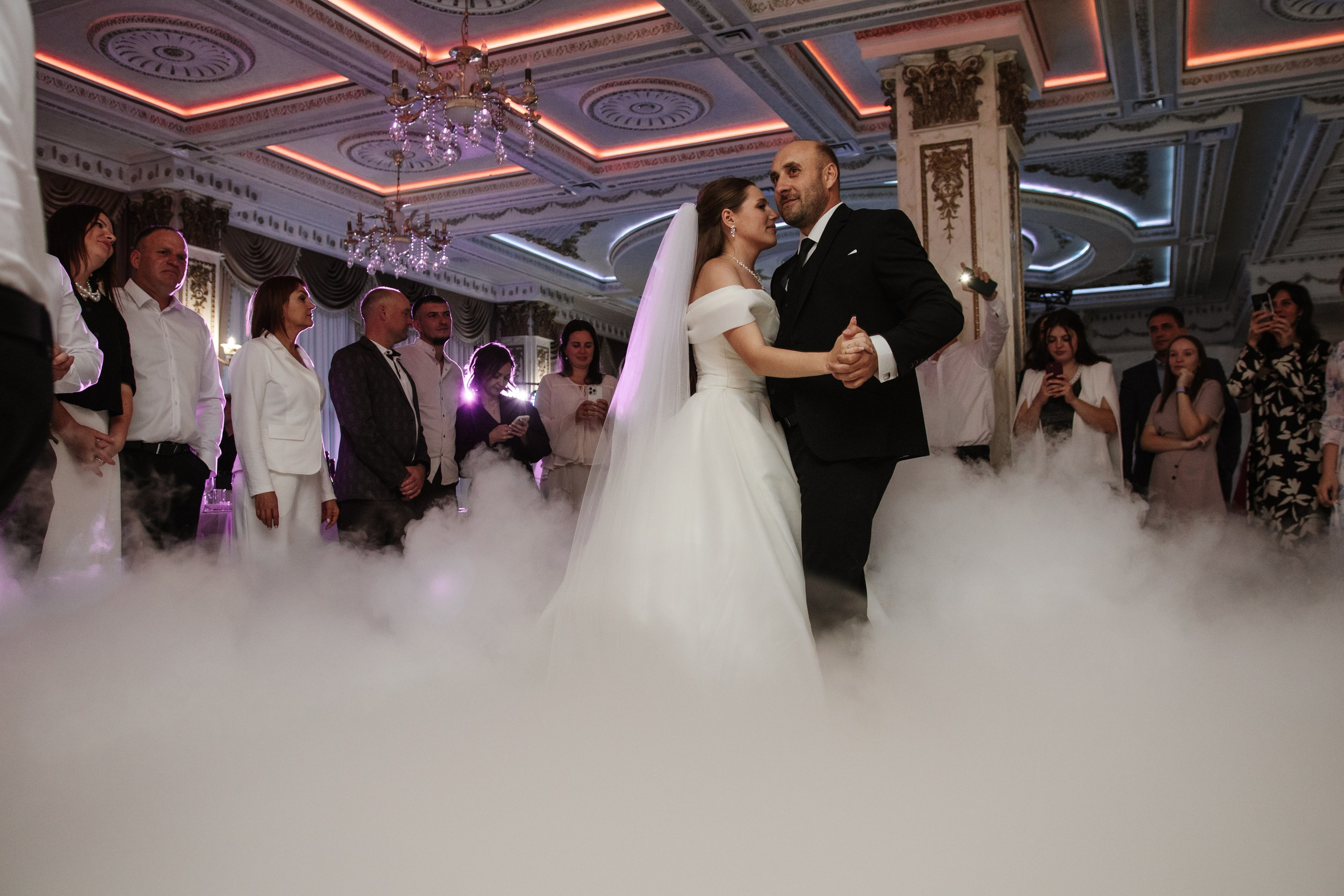 Яна и Артур банкетный зал «Император». Фотограф Новосибирск