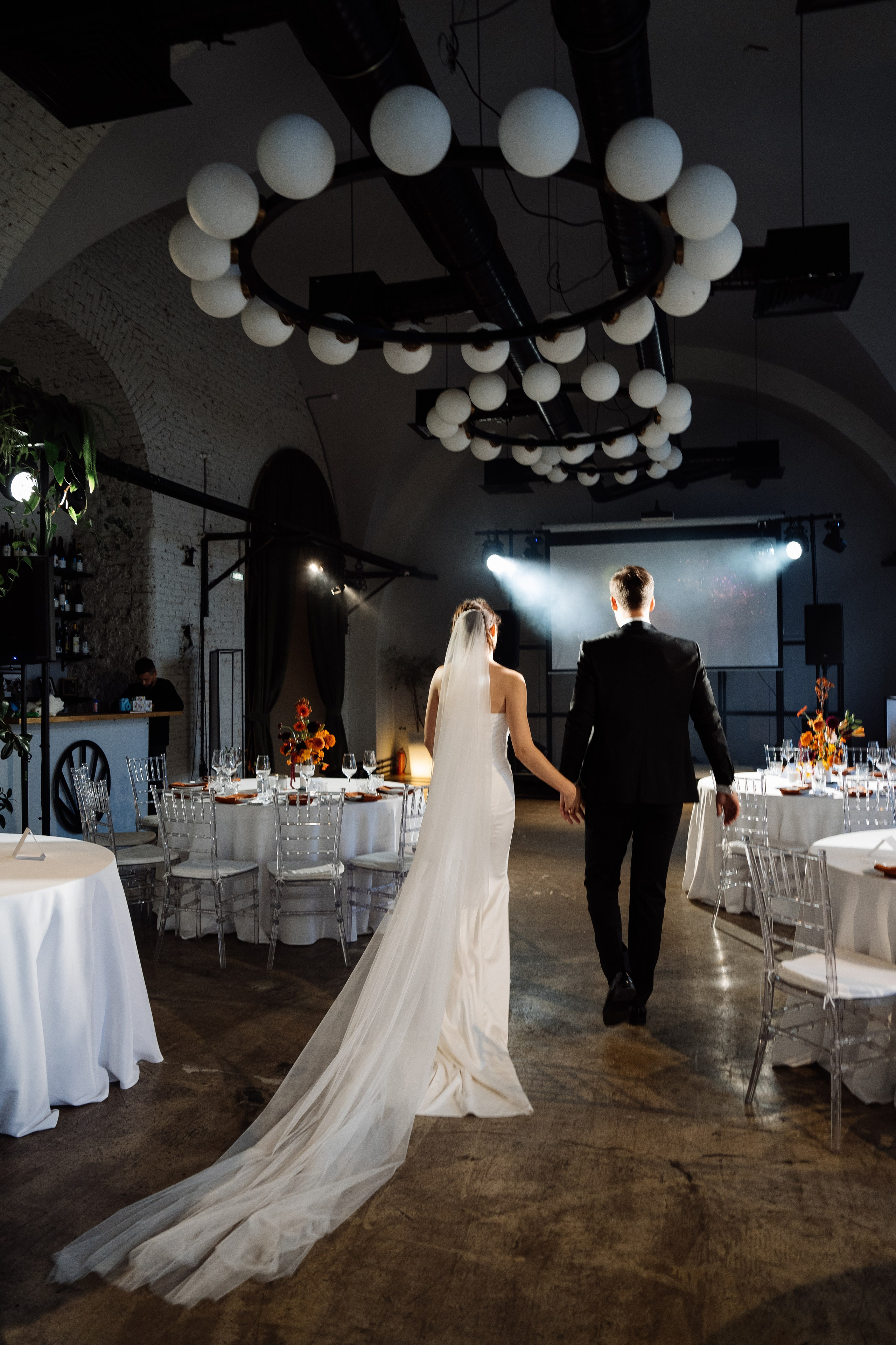 Оранжевая свадьба в гребешках. Свадебный фотограф организатор в Санкт-Петербурге Ассоль Опарина