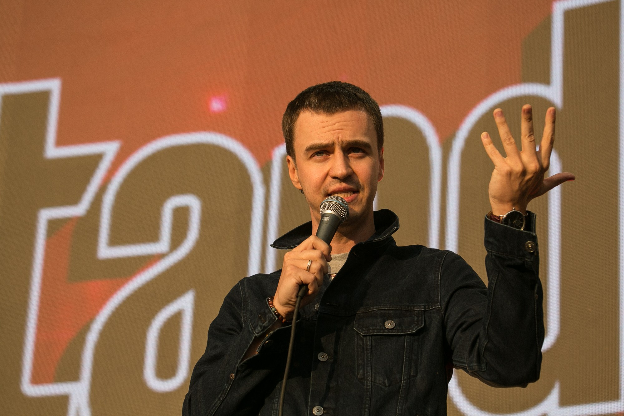 Фестиваль Вконтакте — ТНТ. Рабочая сторона — бизнес портрет и репортаж в Санкт-Петербурге