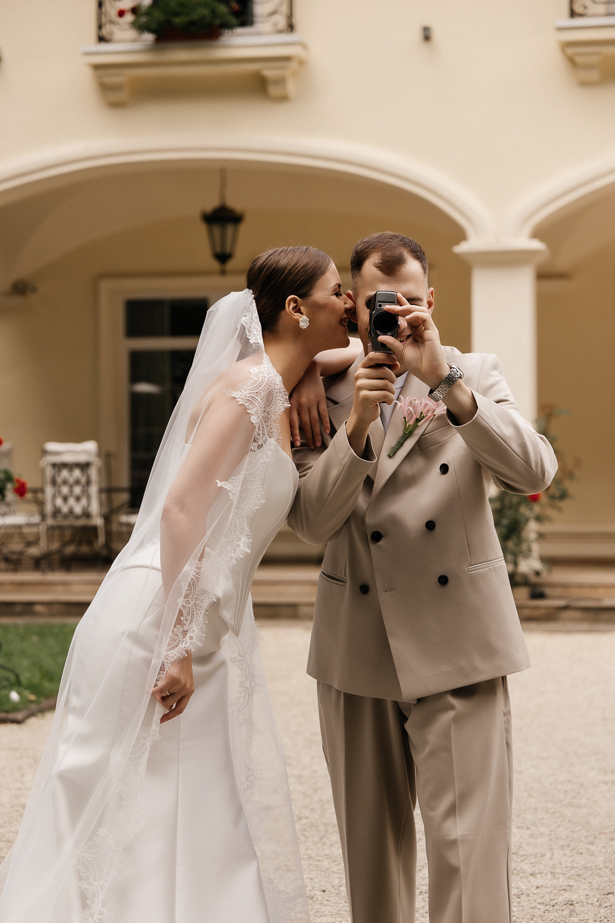 Свадьбная фотосессия в отеле Кронон (Гродно, Беларусь). Свадебный и семейный фотограф Виолетта Сидельникова. Краснодар, Россия, Беларусь, Европа
