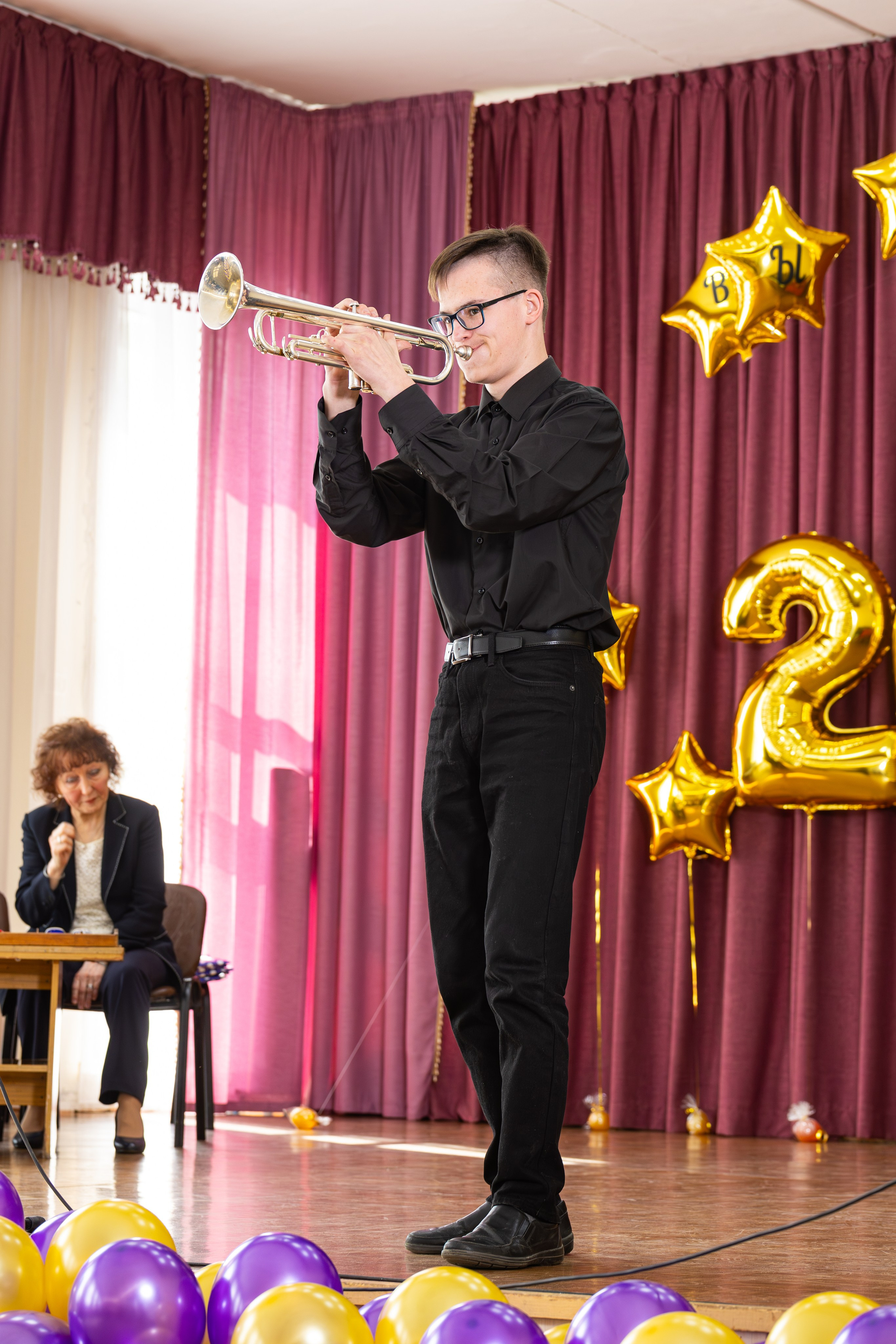 Выпускной музыкальная школа № 8. Фотограф Александр Поздняков  Новосибирск