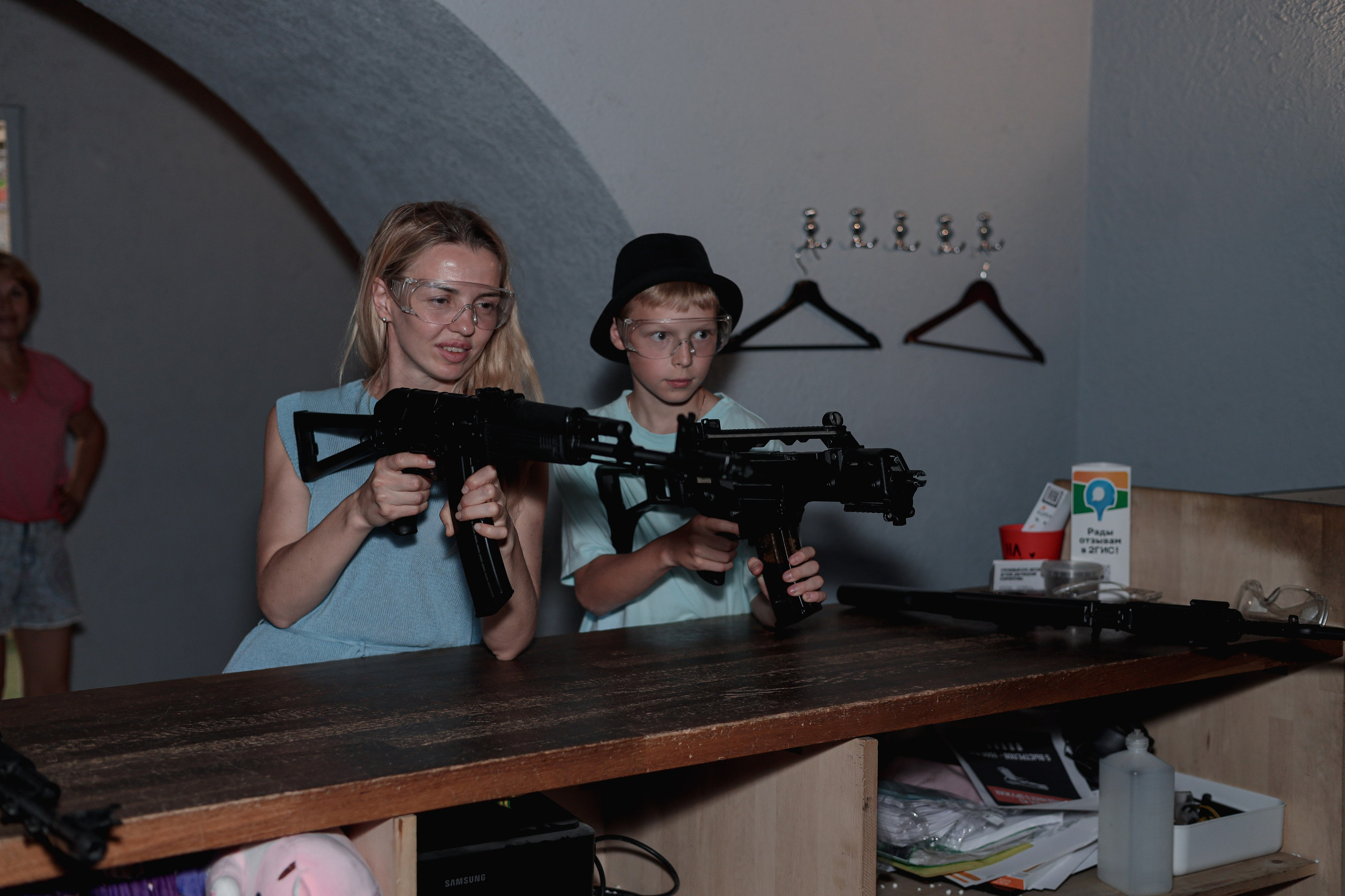 День рождение в стрелковом клубе. Фотограф Надршина Лилия