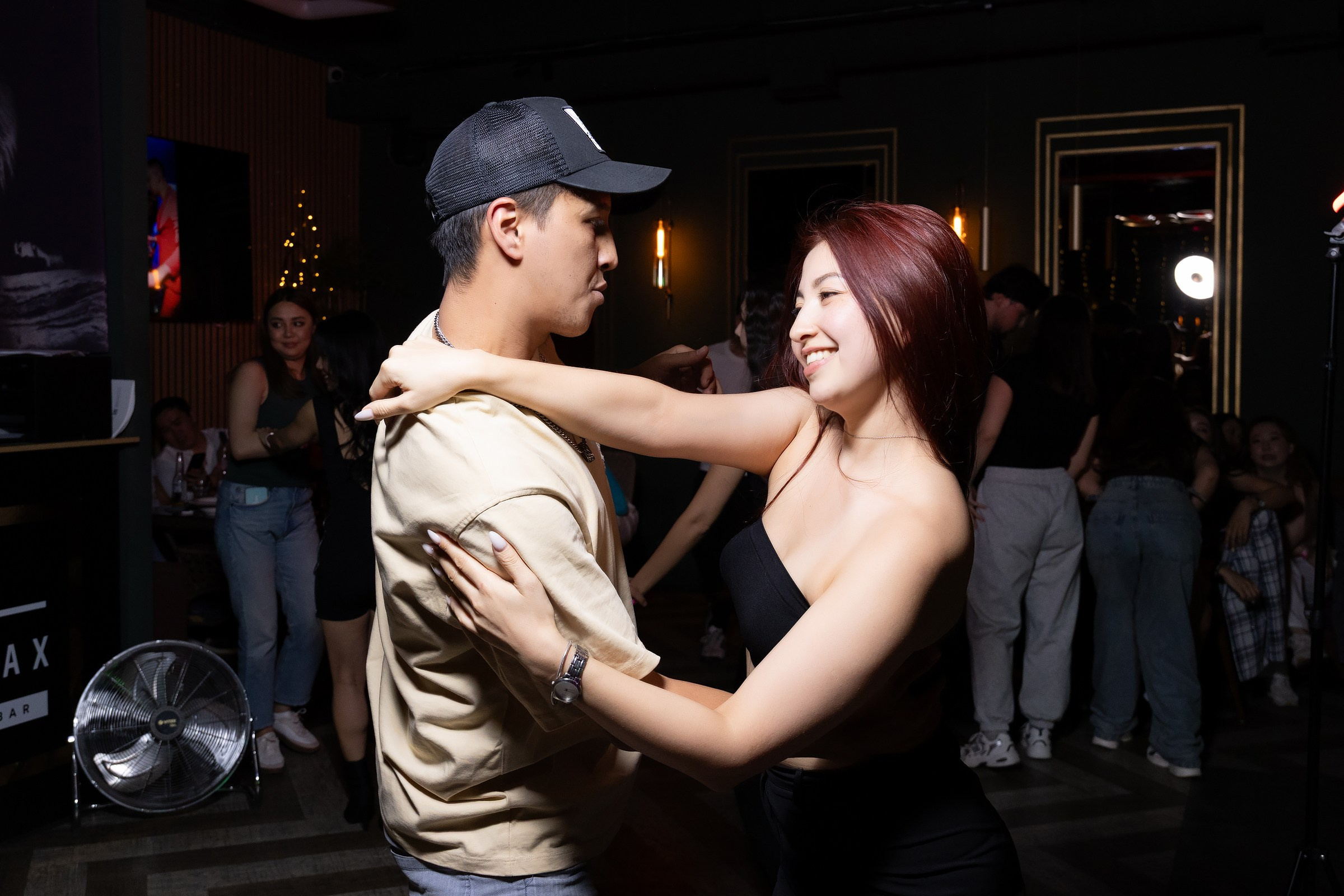 Bachata party by One Flick. Репортажный фотограф в Алматы Каюпов Сержан