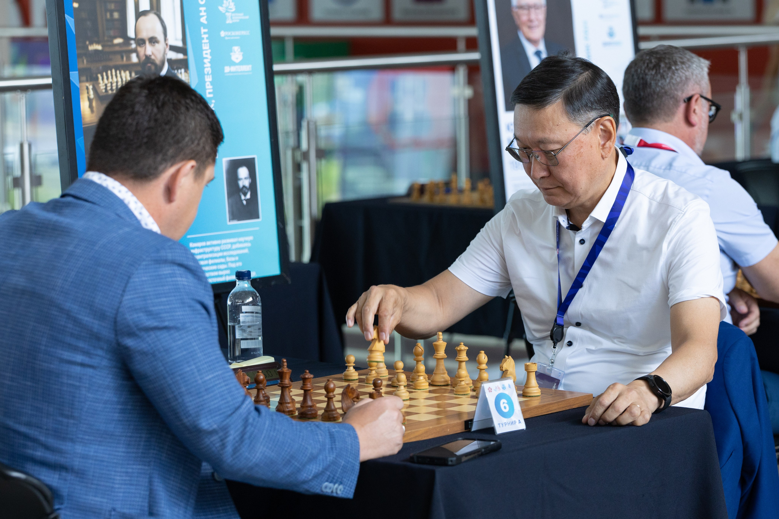 ВЭФ 2025. Олег Катакинов| Репортажный фотограф в городе у моря (Владивосток)