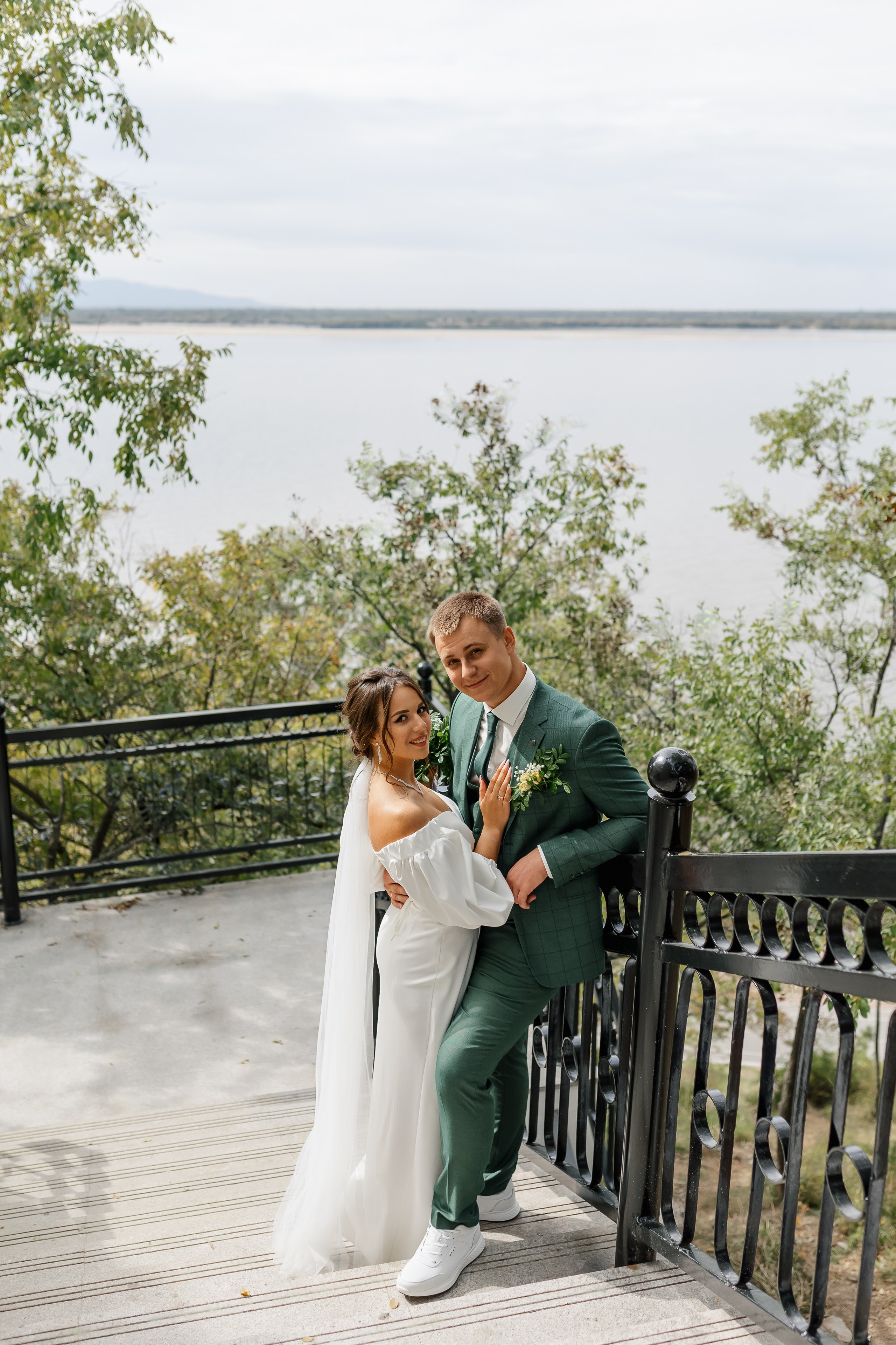 Олег и Юлия. Свадебная прогулка. Свадебный фотограф в Хабаровске