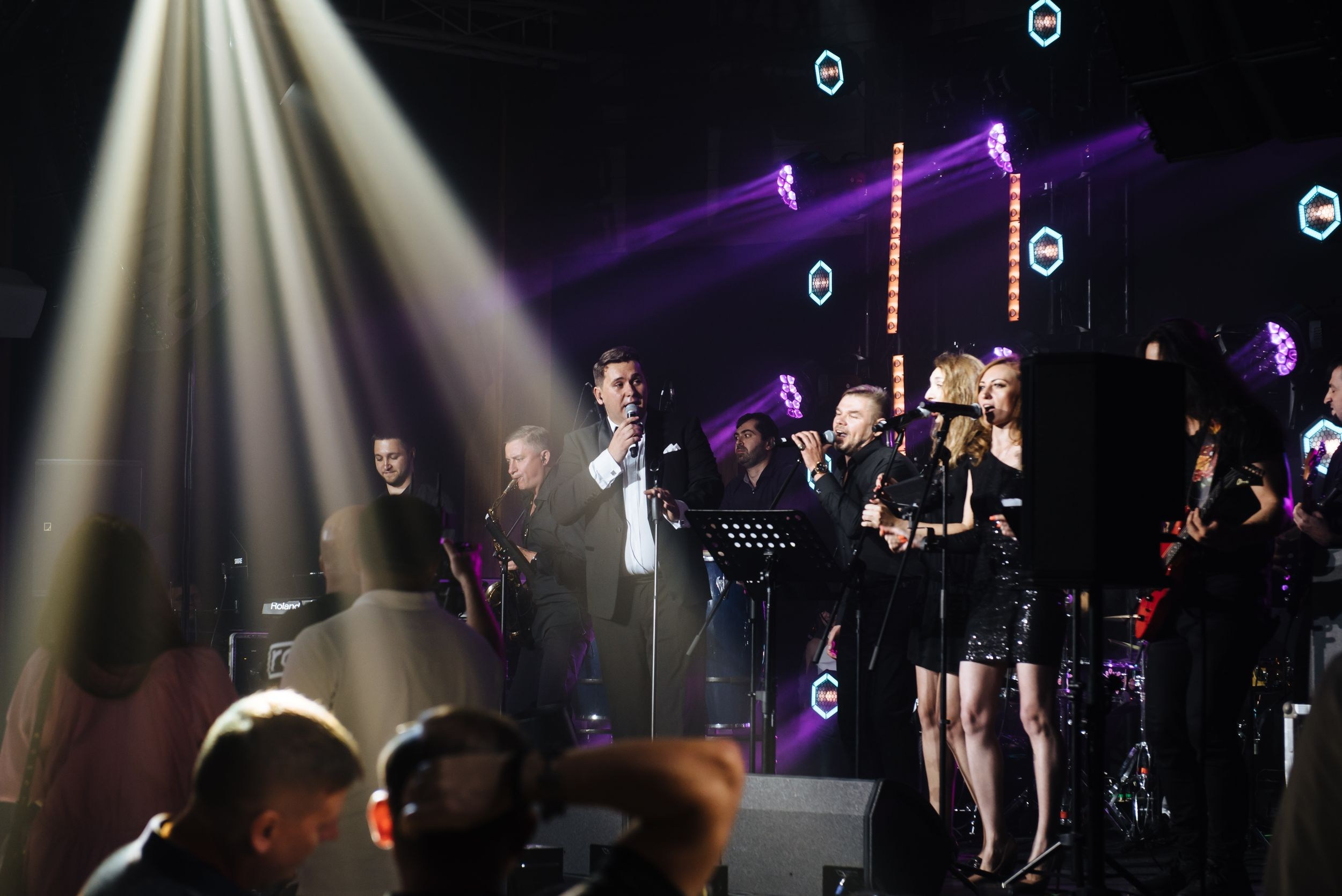 Организовать день рождения Ростов. Студия событий ДЕЙЗИ. Организация мероприятий. Свадебное агентство в Ростове-на-Дону. Свадебный организатор. Организация свадьбы под ключ