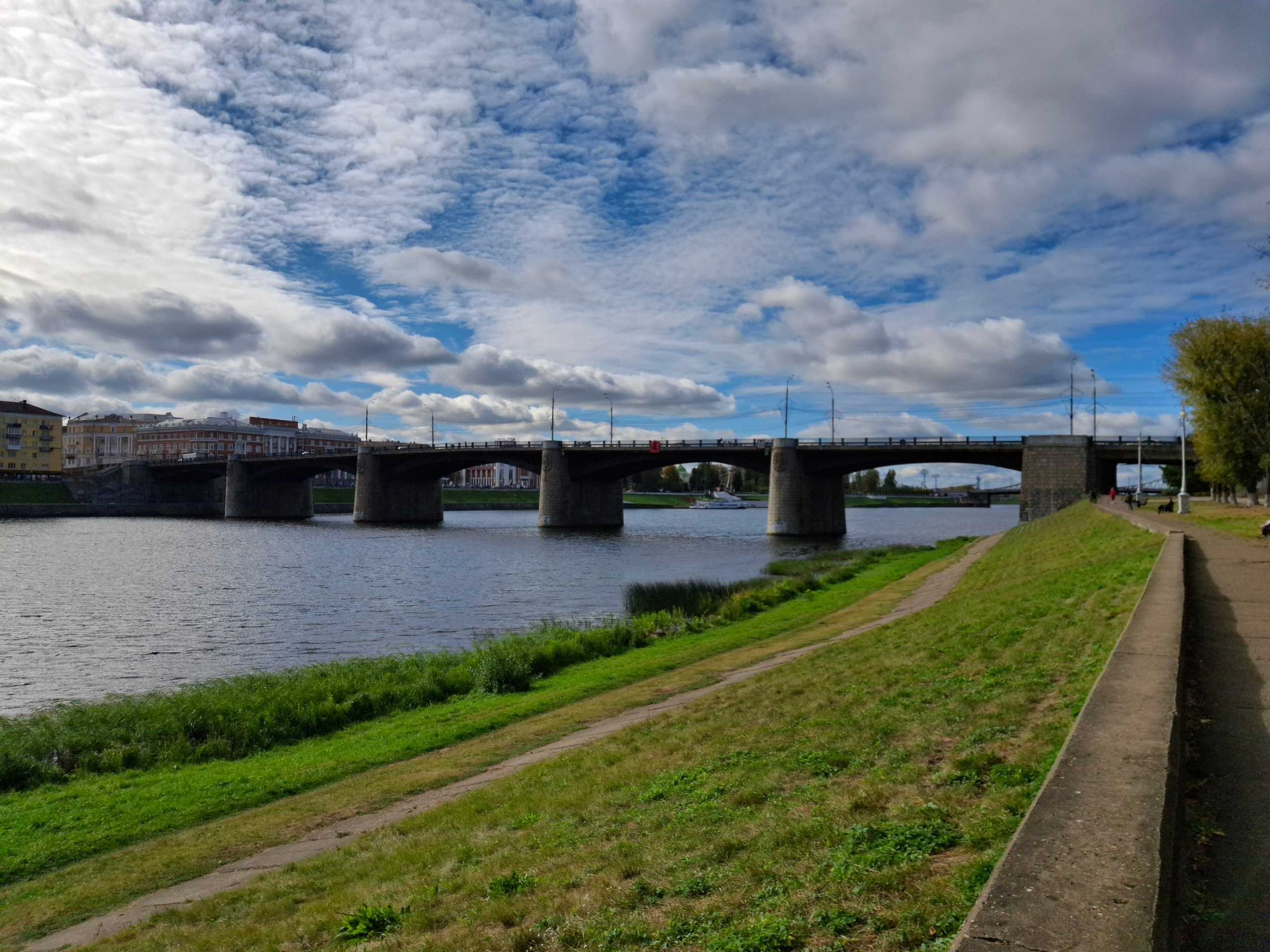 Тверь. 24–26 сентября 2025. Игорь Жучков. Россия увиденная глазами путешествующего фотографа