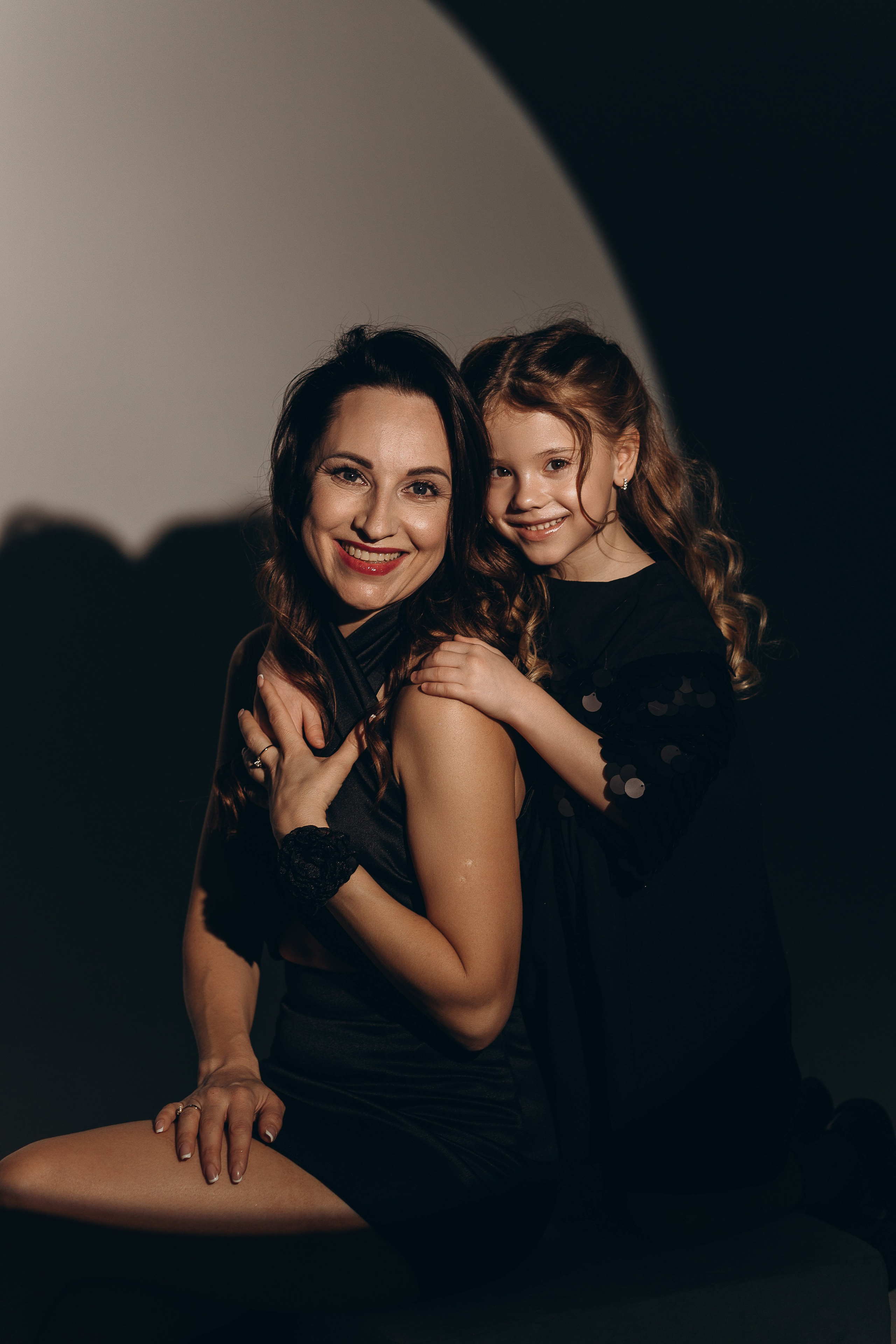 Мама с дочкой. Семейный и детский фотограф в городе Подолск МО Крылова Ирина