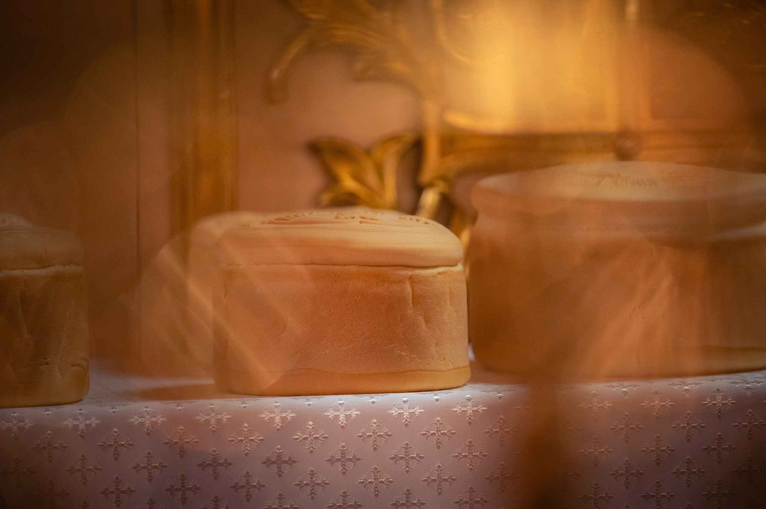 Богородский храм. Пасха. Полунощница, Божественная литургия. Антон и Татьяна Денисенко — В храме