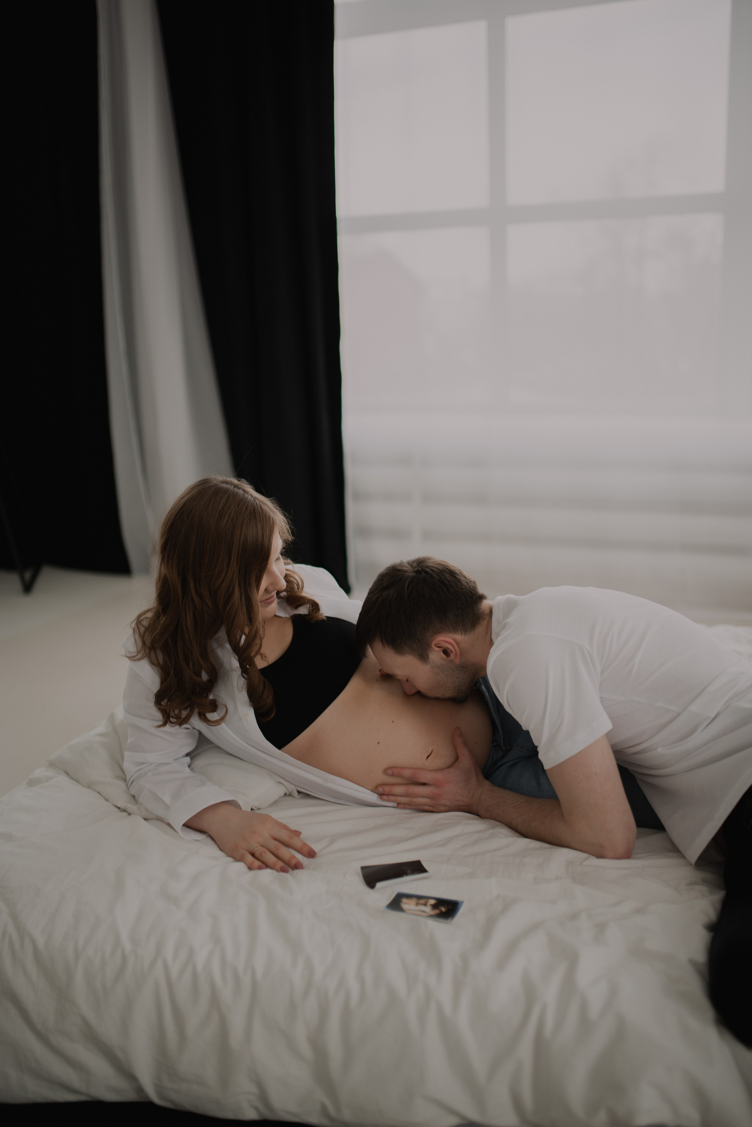 Фотосессия беременности в студии Бутово. Семейная фотосессия Бутово Москва фотограф Алина Морщагина