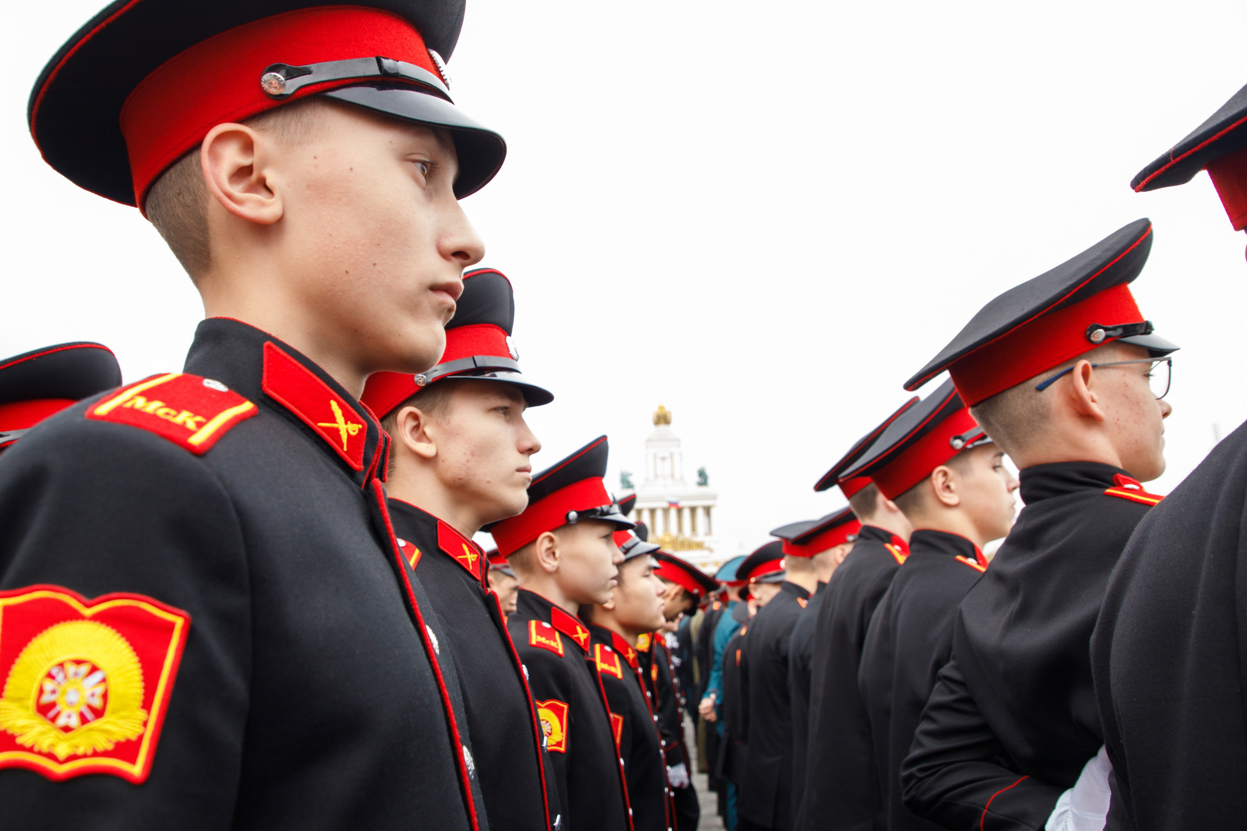 Репортаж посвящения в кадеты в Москве на ВДНХ в сентябре 2024 года. Семейный и школьный фотограф в Москве Анна Ткач