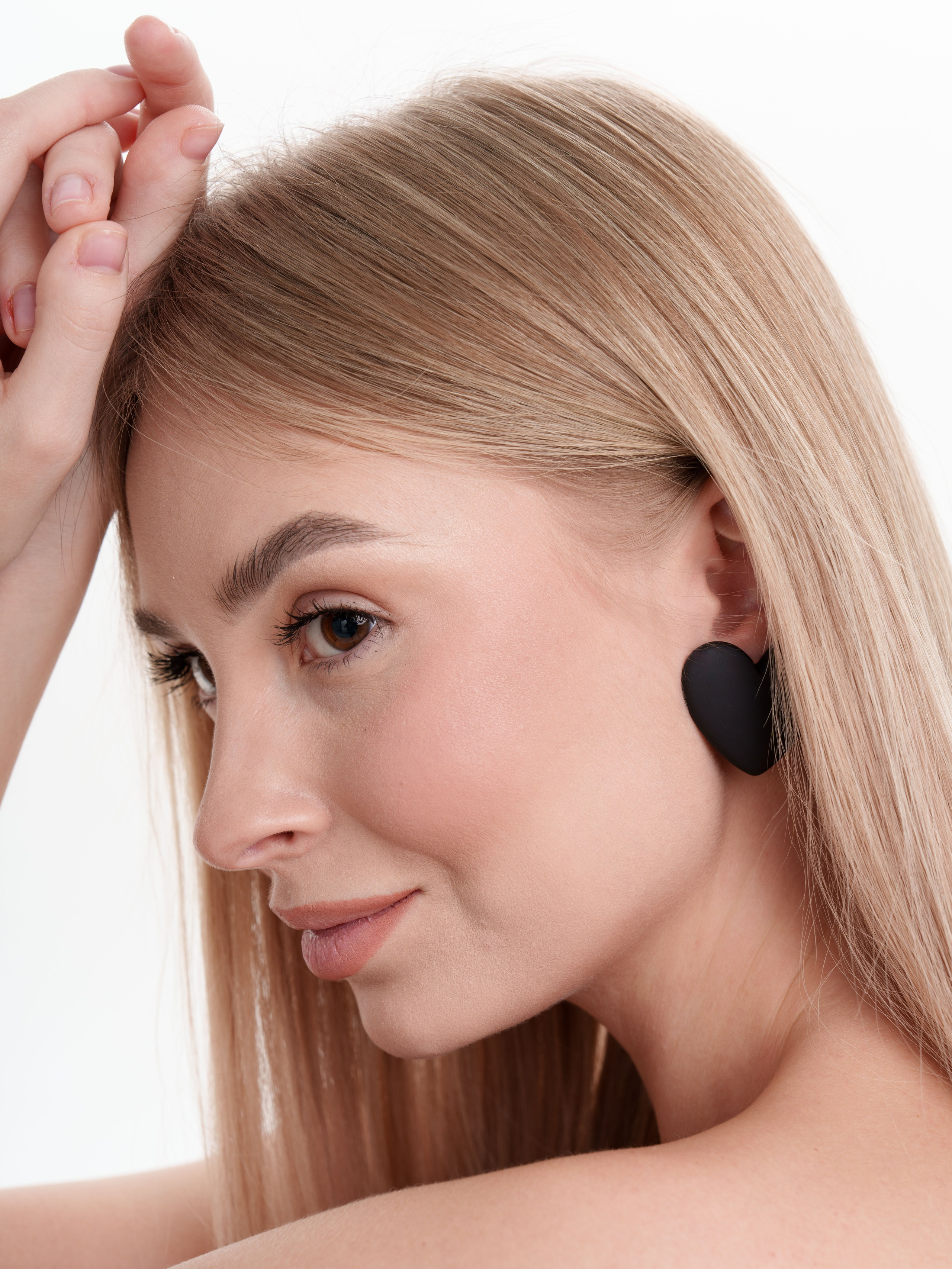 Съемка сережек для WB и OZON. Портретный и Контент фотограф Григорий Семенов (Grifon) в Ижевске