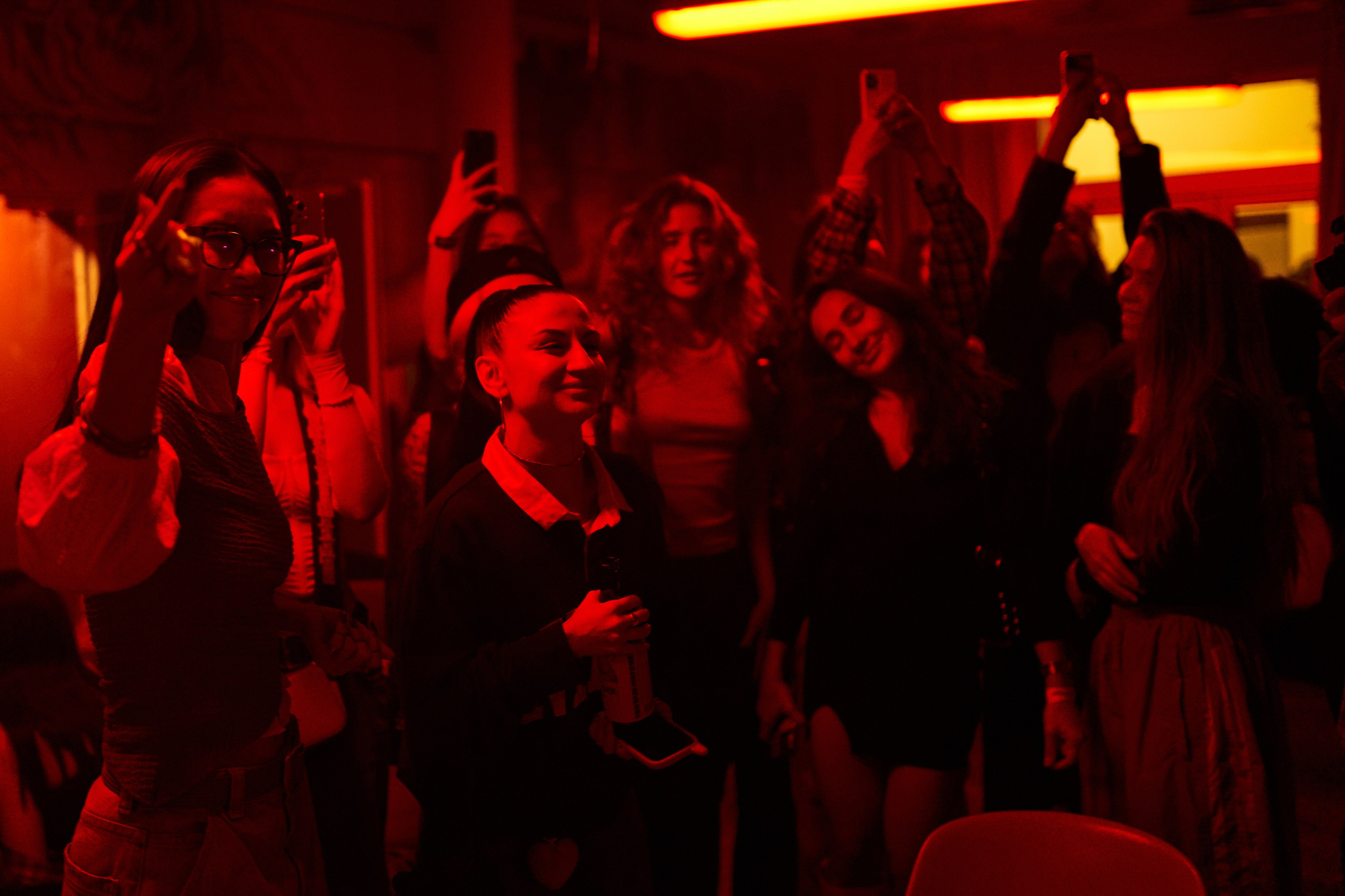 Mirage x Salute Honey. Коммерческий и репортажный фотограф в Санкт-Петербурге — Туся Сушка