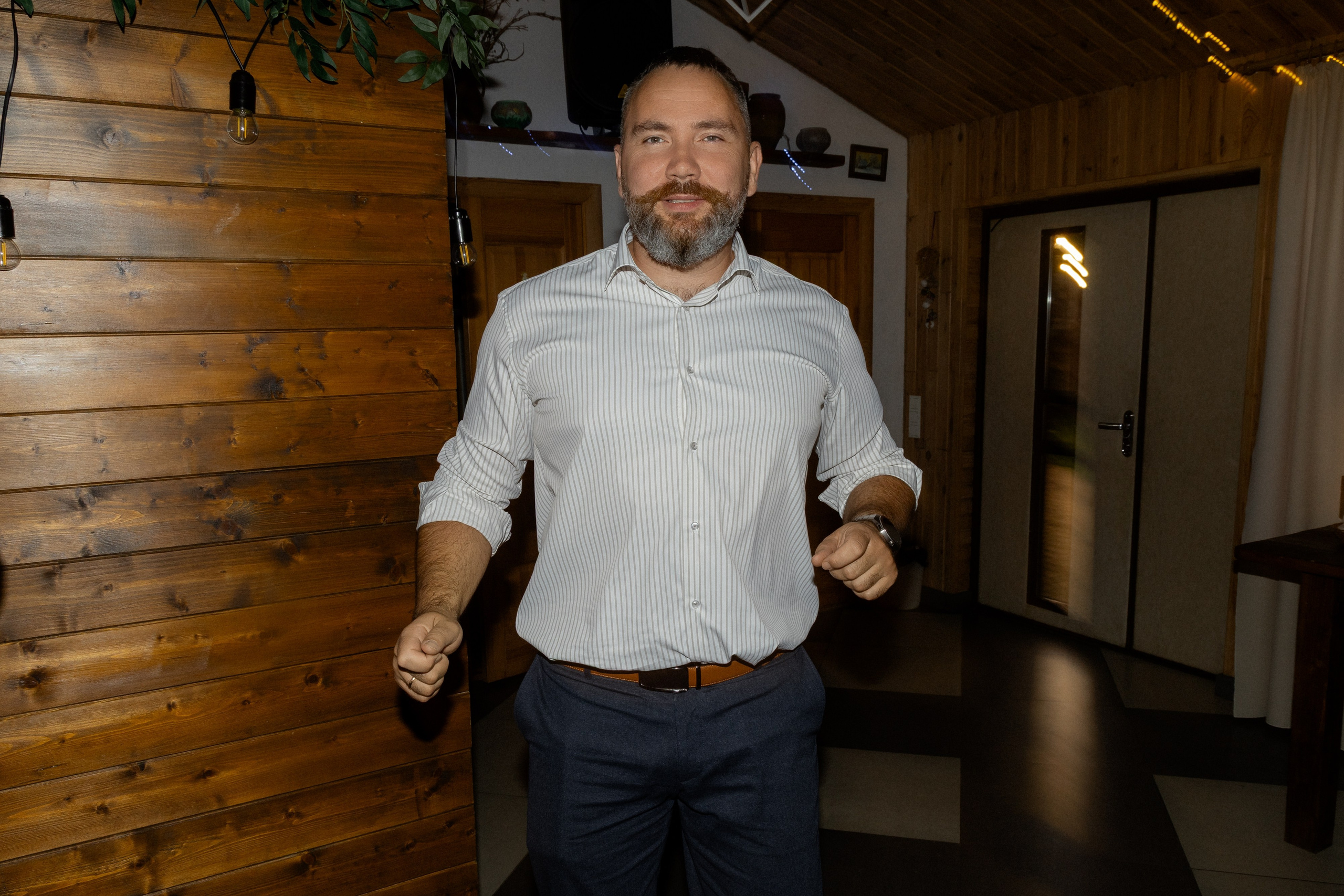 Свадебная фотосессия в агроусадьбе Лабодянка в Минске. Свадебный фотограф в Минске/Беларуси Сергей Спиридонов