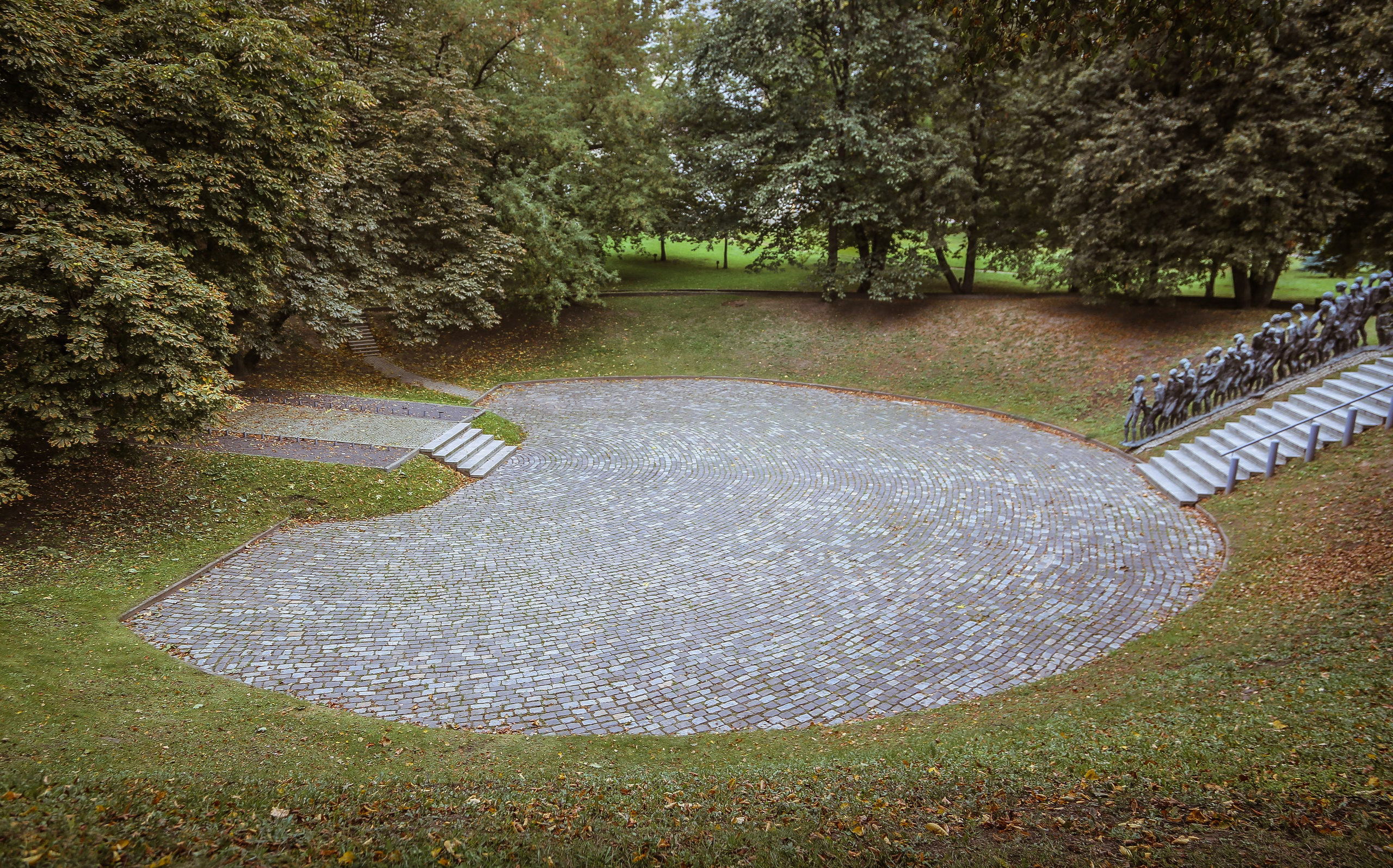 Одна на всех — минская «Яма». Дарья Письменюк / Darya Leitstern — фотограф, музыкант, журналист, путешественник