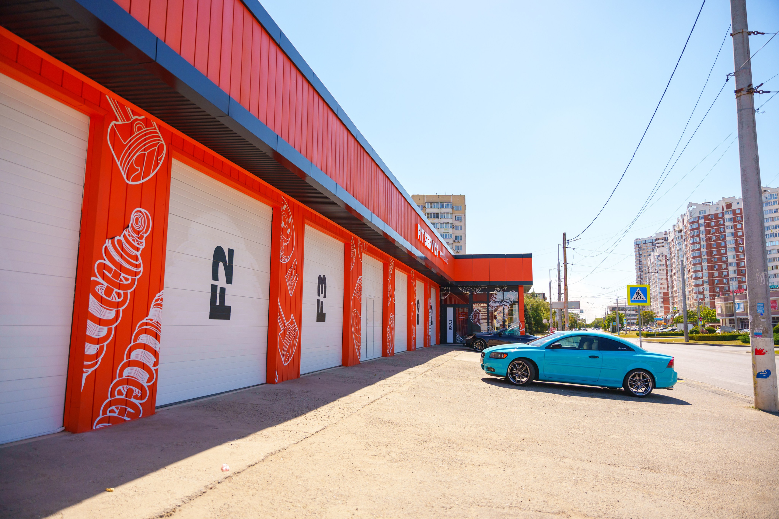 Интерьерная фотосъемка автосервиса Fit Service в Краснодаре — Профессиональная фотосъемка интерьера техцентра в Краснодаресеть СТО. Шедевры для Вас! Фотограф и Видеограф в Краснодаре Пахиев Руслан
